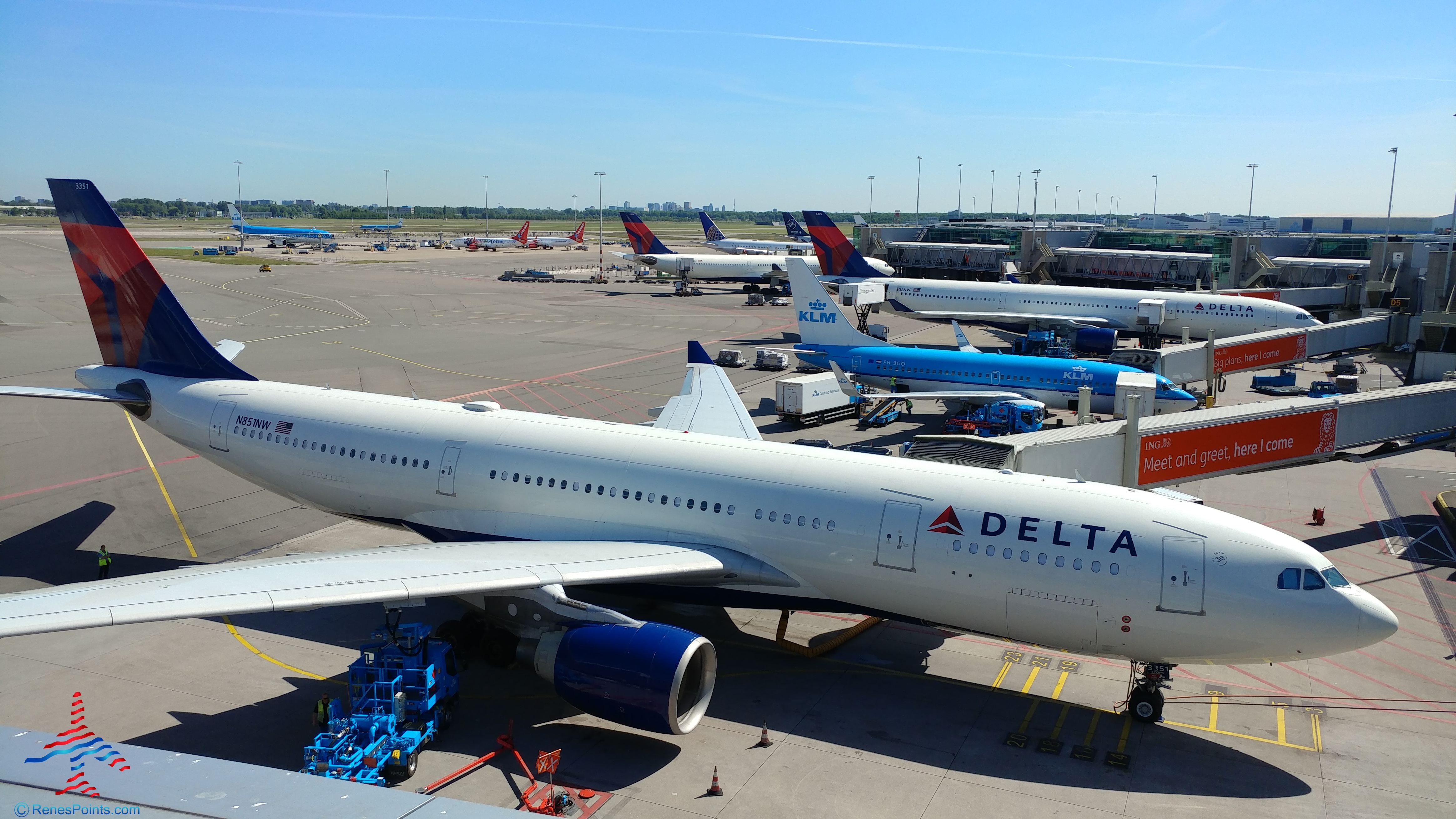 How to get to the Amsterdam Schiphol AMS Airport Panorama Terrace Observation Deck & Review