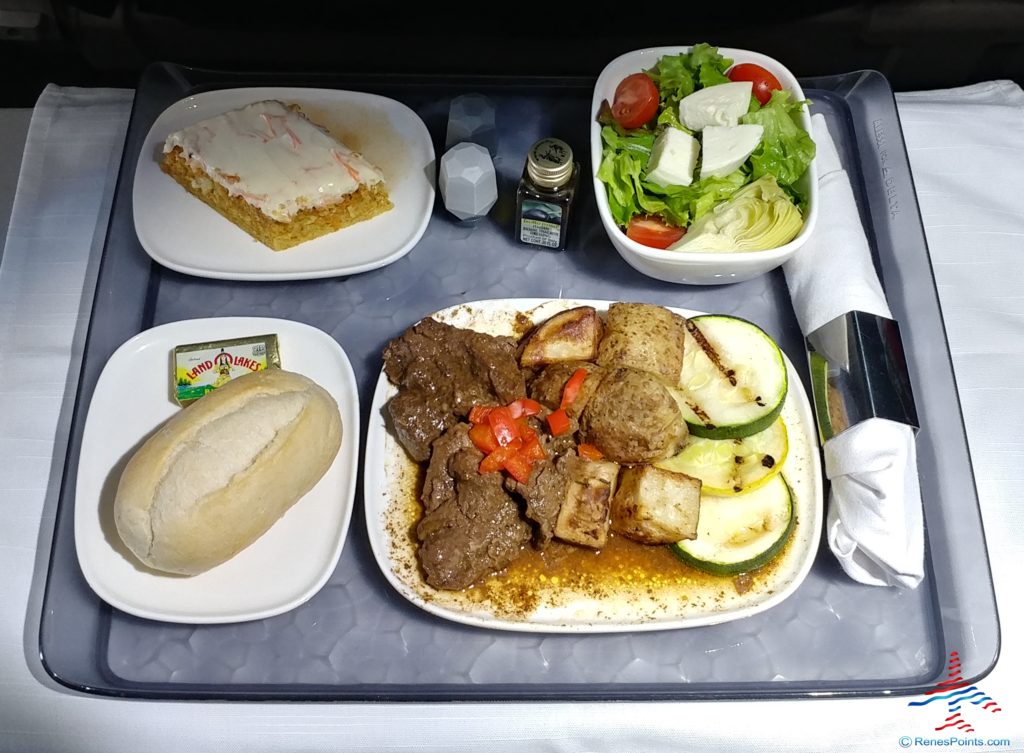 Delta PreOrdering First Class Meals for Flights Still Not Completely