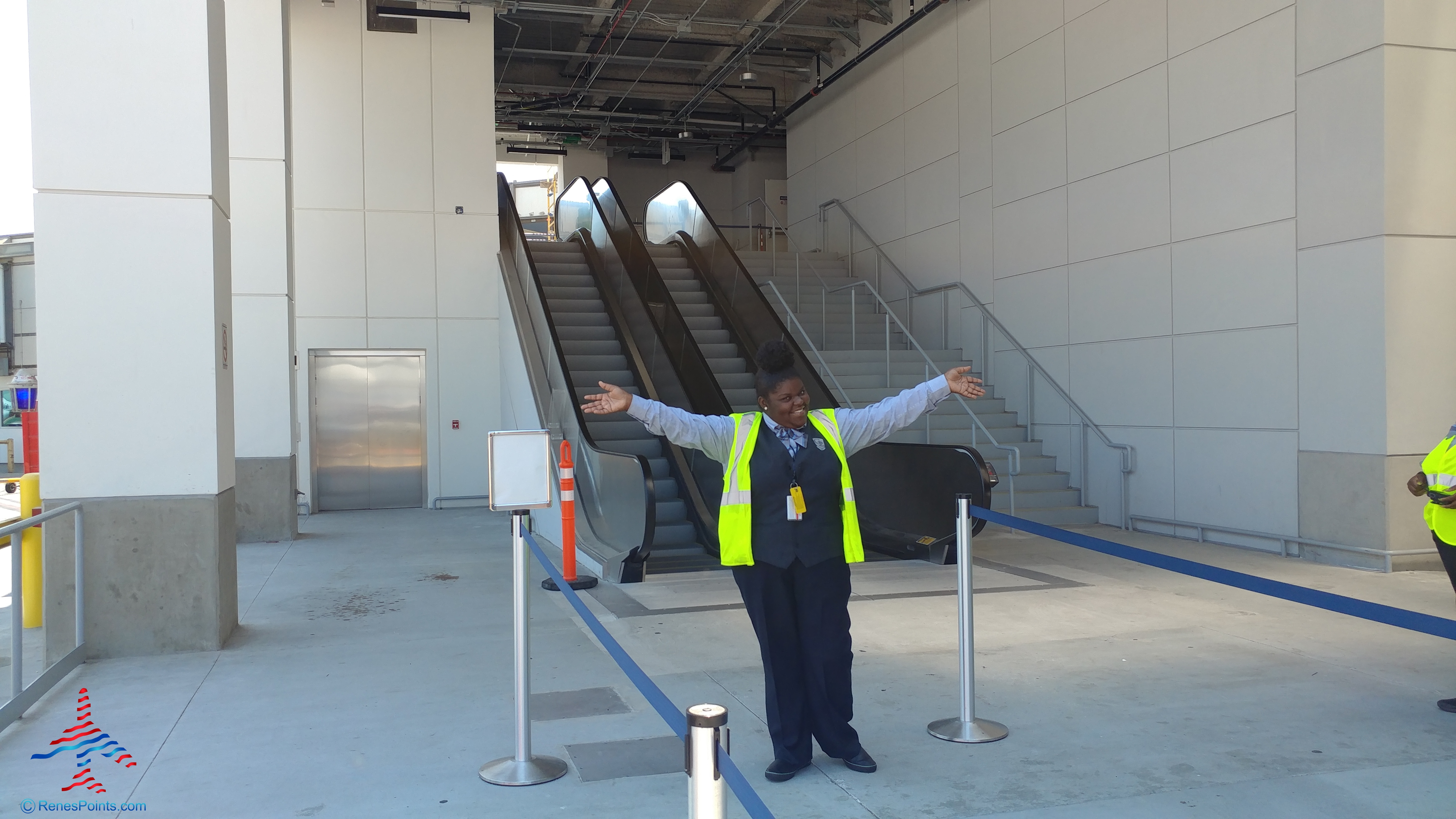 Delta Air Lines T2>T3>TBIT transfers – I could do this all day long – #AVgeek fun in LAX!