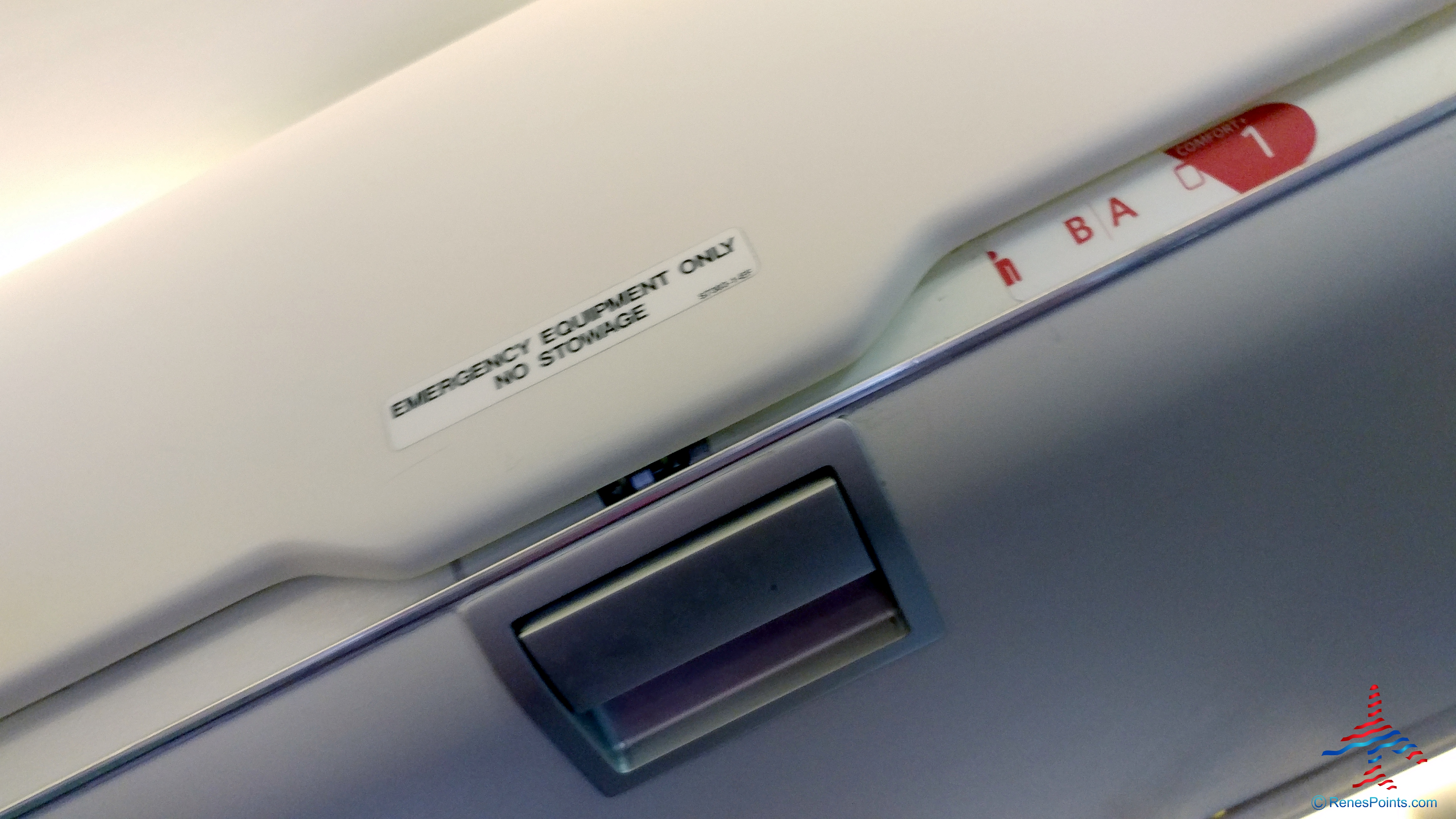 A Sunday RANT: Whoever at Delta decided row 1 CRJ200 to be C+ seats should be FIRED!