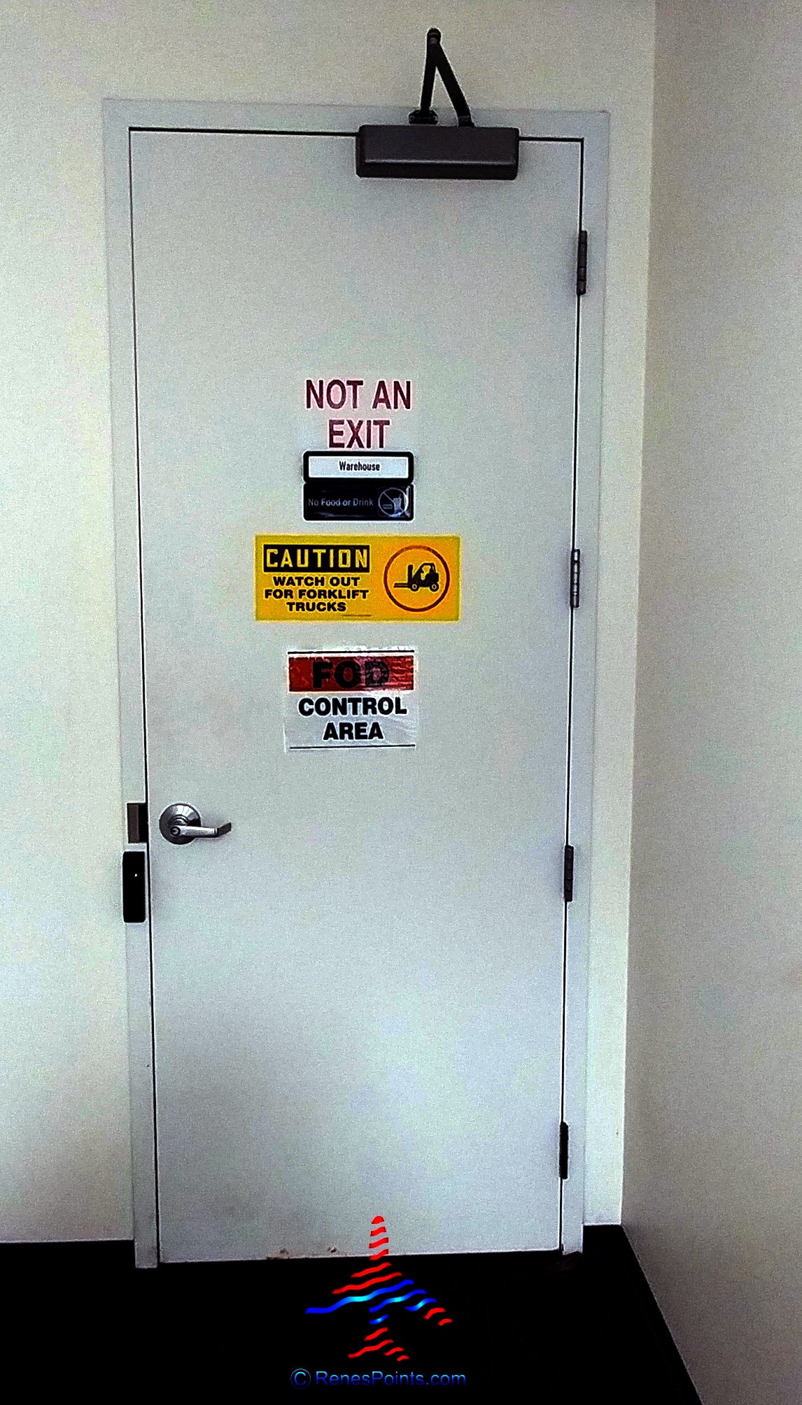 A look inside the Chicago Gogo 2Ku Assembly and Shipping Facility – the Tech Behind Delta FAST Wifi speed!