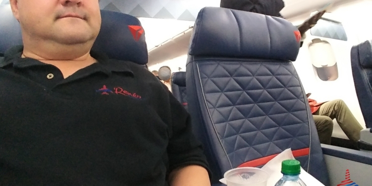 #TeamBoardLast is still the LAW of the Deltaland! You want first? Then must board last!