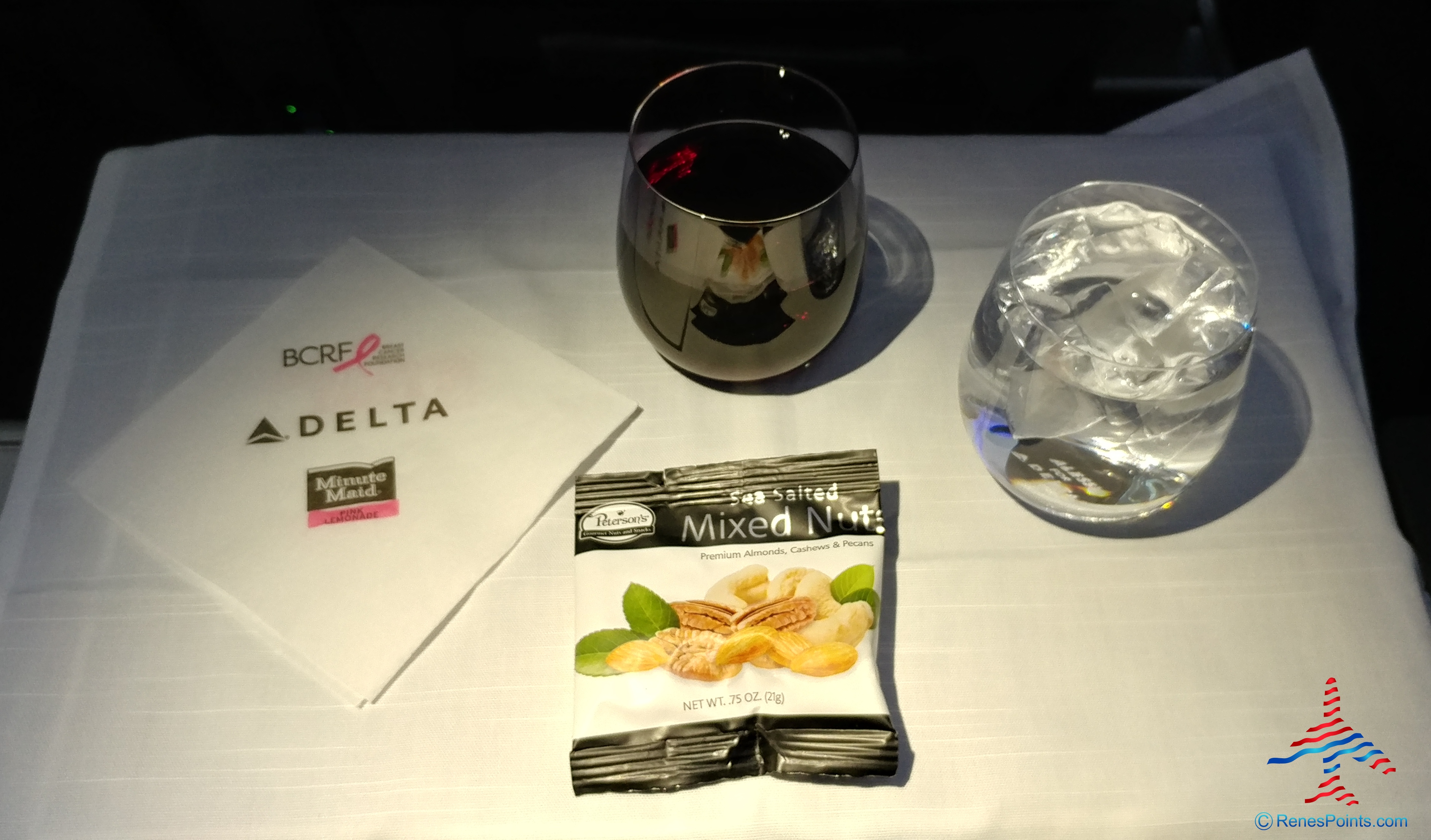 Review: Delta Air Lines Premium Select Experience – Meals, Drinks, Entertainment & more!