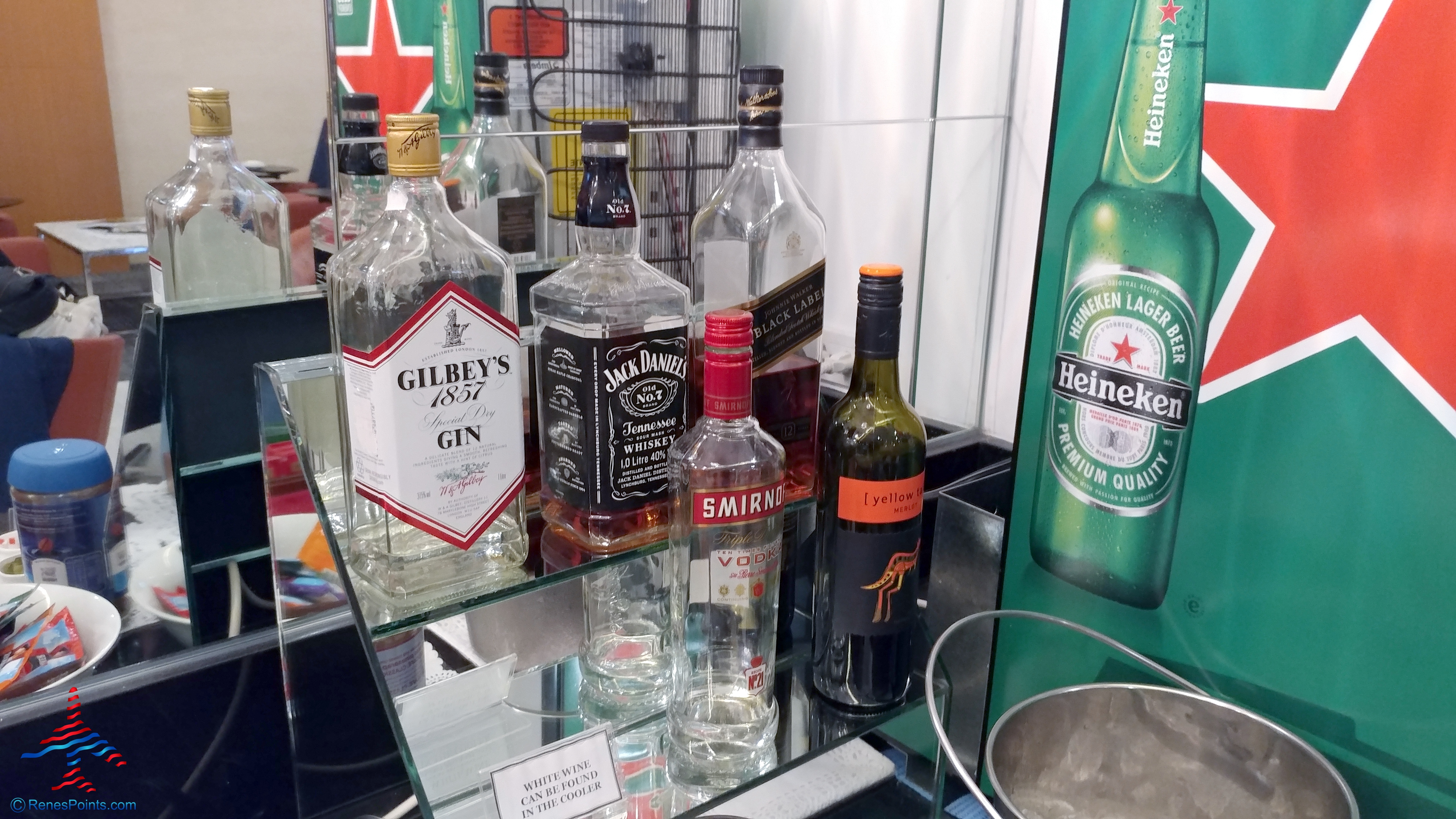 Delta / KLM / Skyteam Partner(ish) Priority Pass Lounge Manila MNL Airport Review