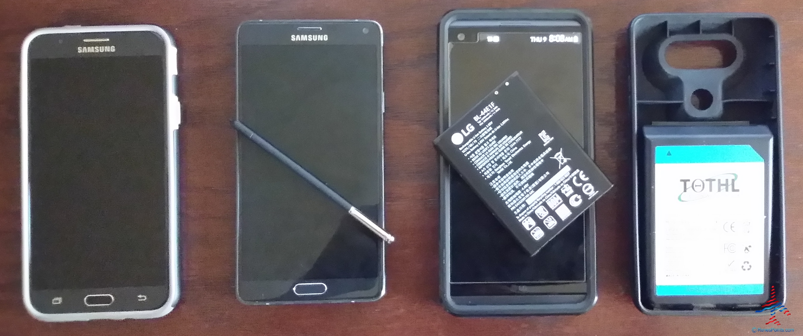 Lamenting the death of removable cell phone batteries – Do you miss them or time to move on? #TravelTech
