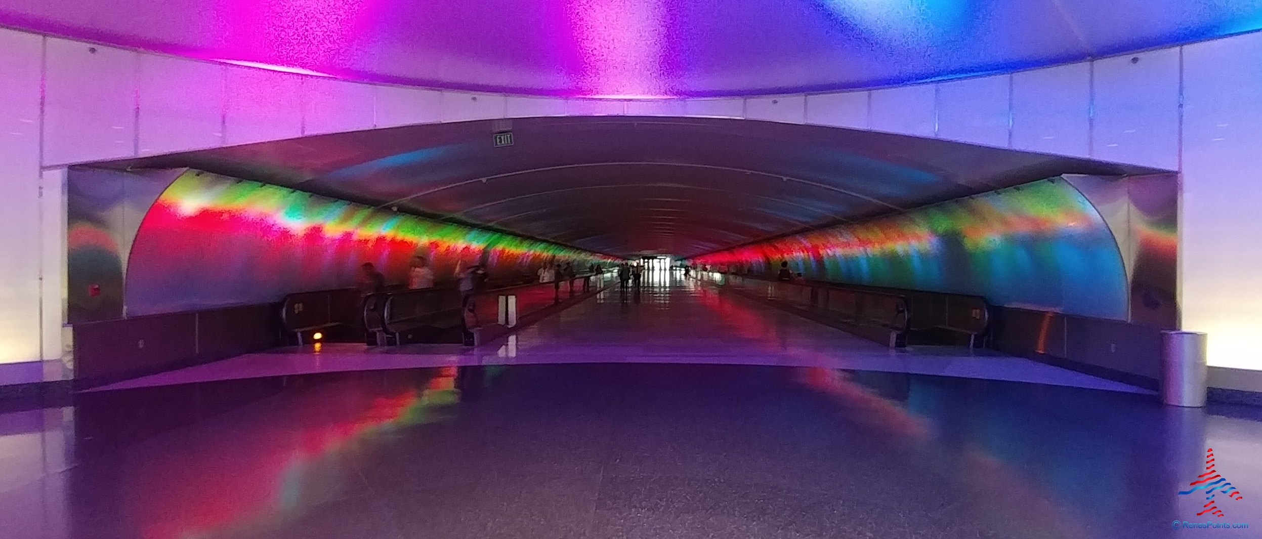 Rookie Sunday: How to turn OFF the Detroit DTW B/C – A connector light & sound show!