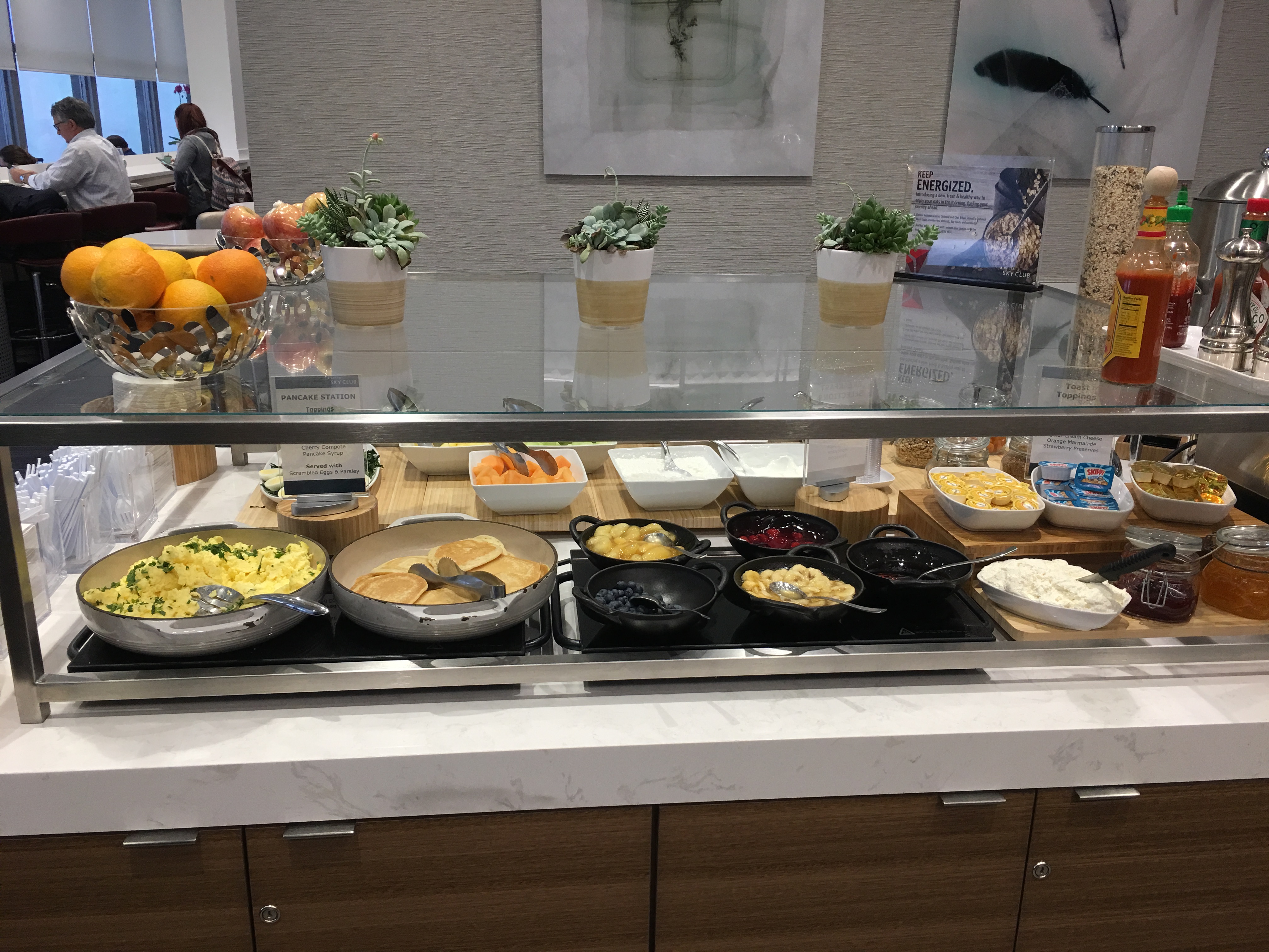 [Now Closed] A Quick Peek at the new Los Angeles LAX Terminal 3 T3 Satellite Delta Sky Club