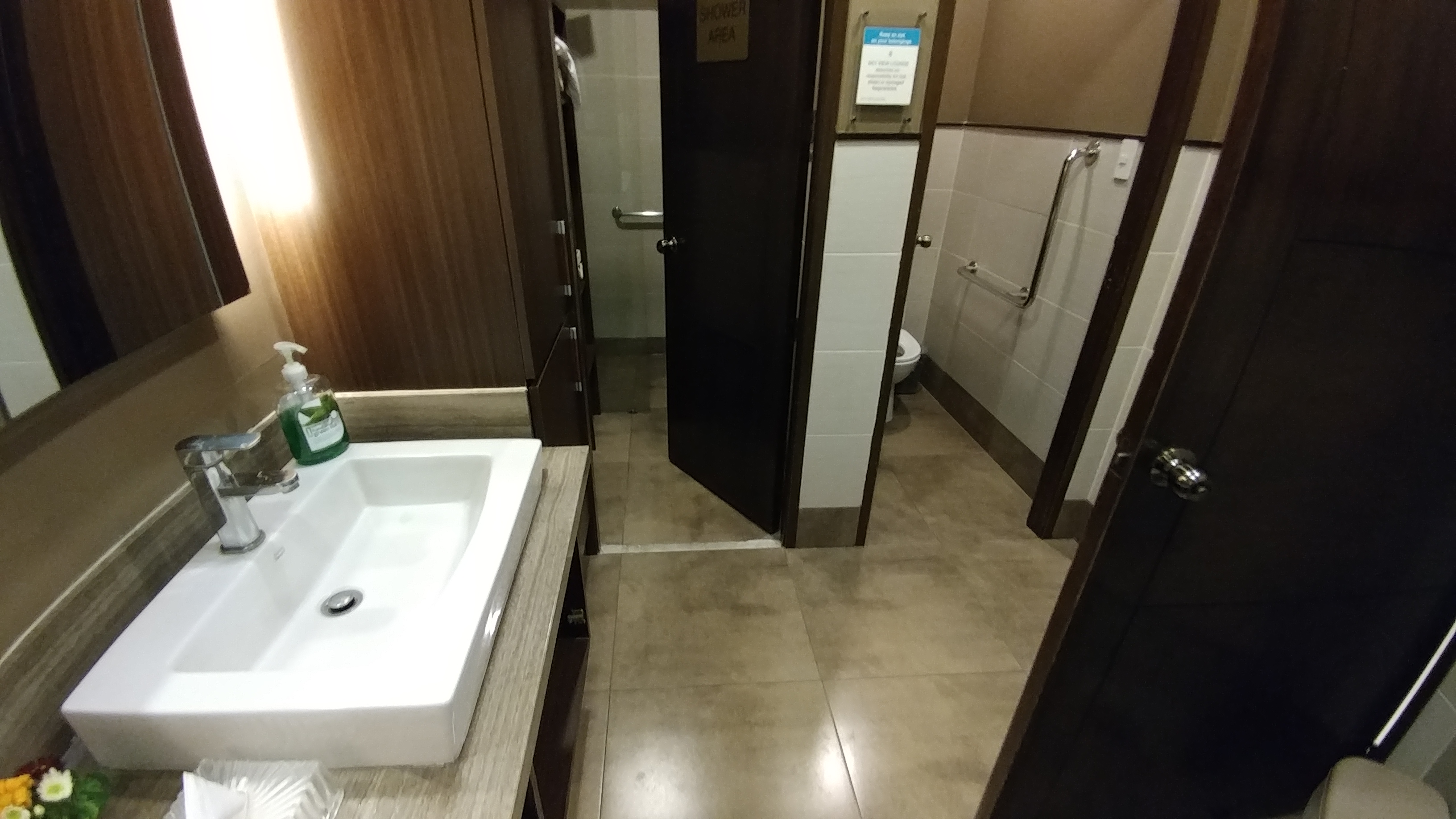 Skyview Priority Pass Manila Ninoy Aquino MNL Airport Review (while under construction).