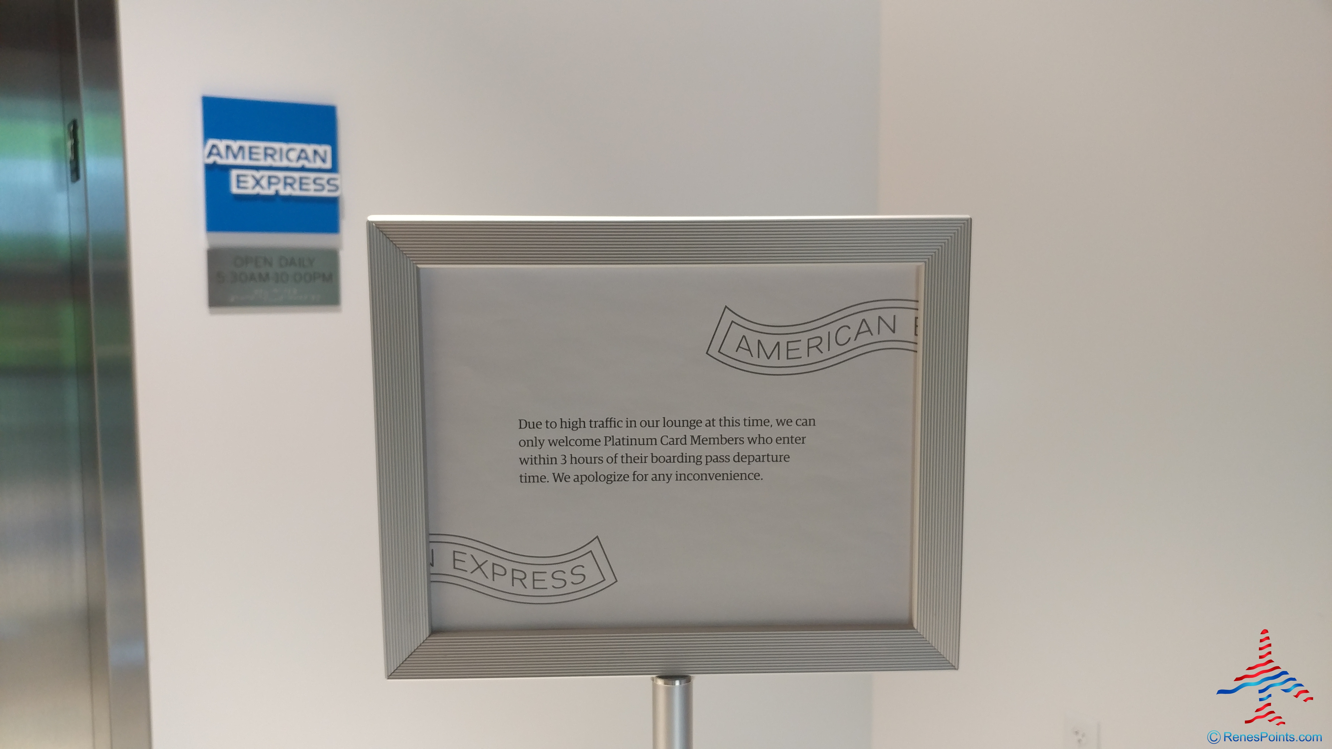 The NEW Dallas DFW American Express Centurion Lounge 2018 Review