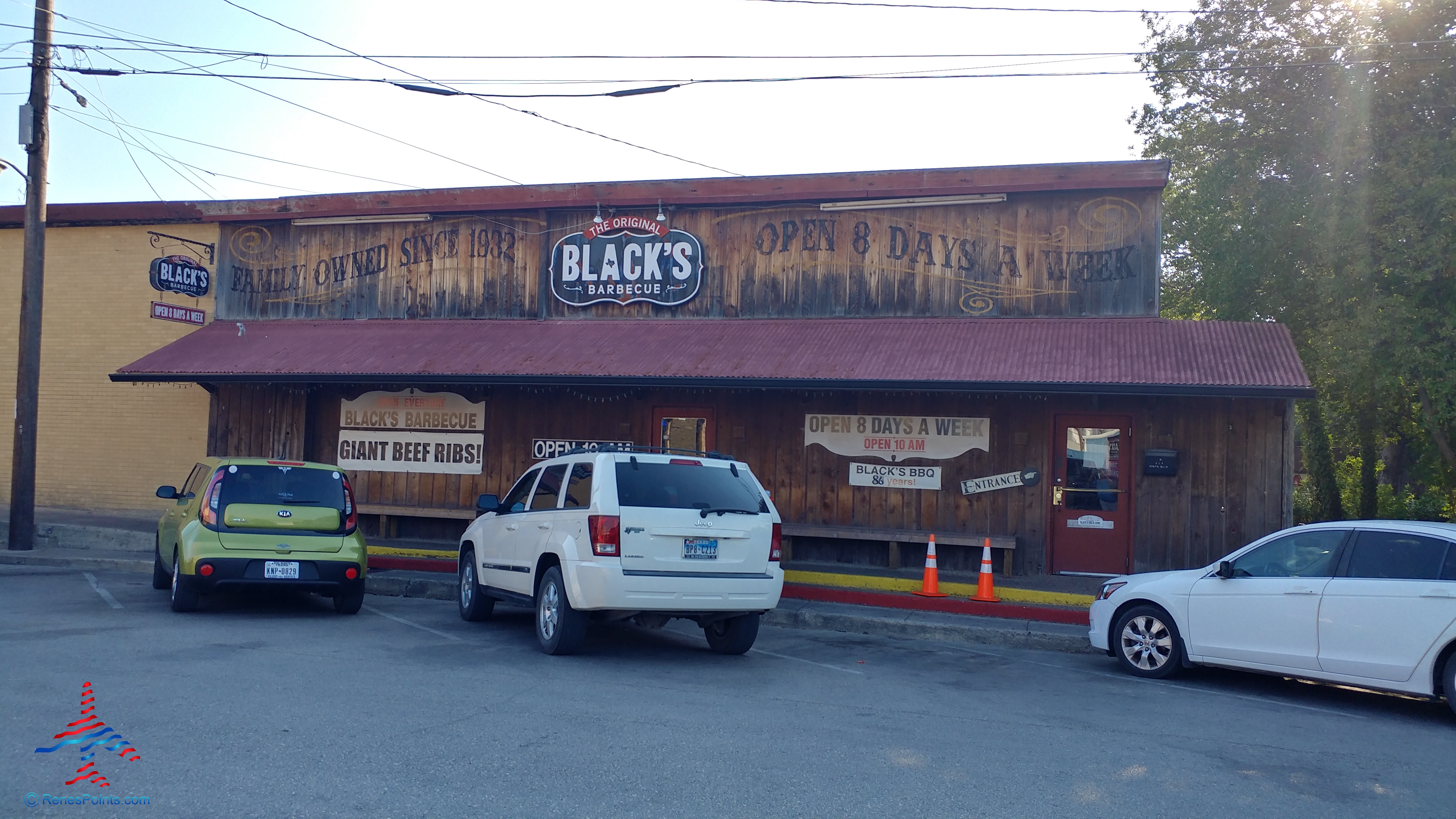 Who has the BEST BBQ in Austin Texas? Franklin’s? Coopers? Kreuz? Blacks? Salt Lick? Delta Frequent Flyers find out!