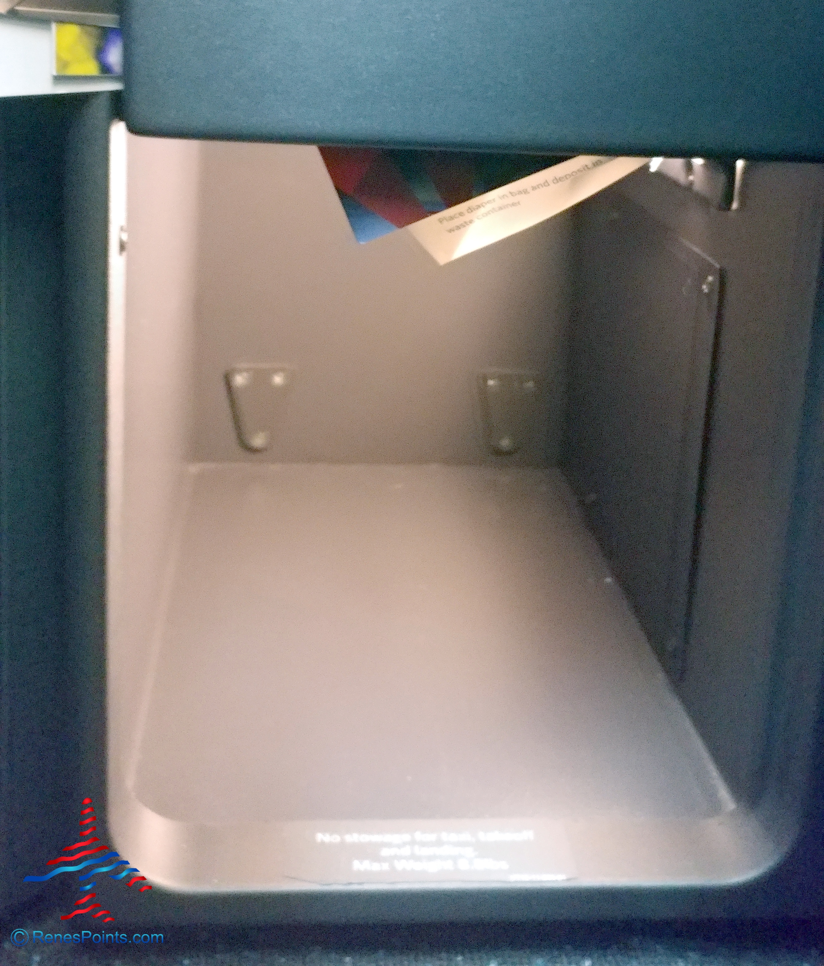 Review: A350 Delta One Suites 5B Delta Air Lines Detroit to Amsterdam DTW-AMS (spoiler alert – I am not that impressed)