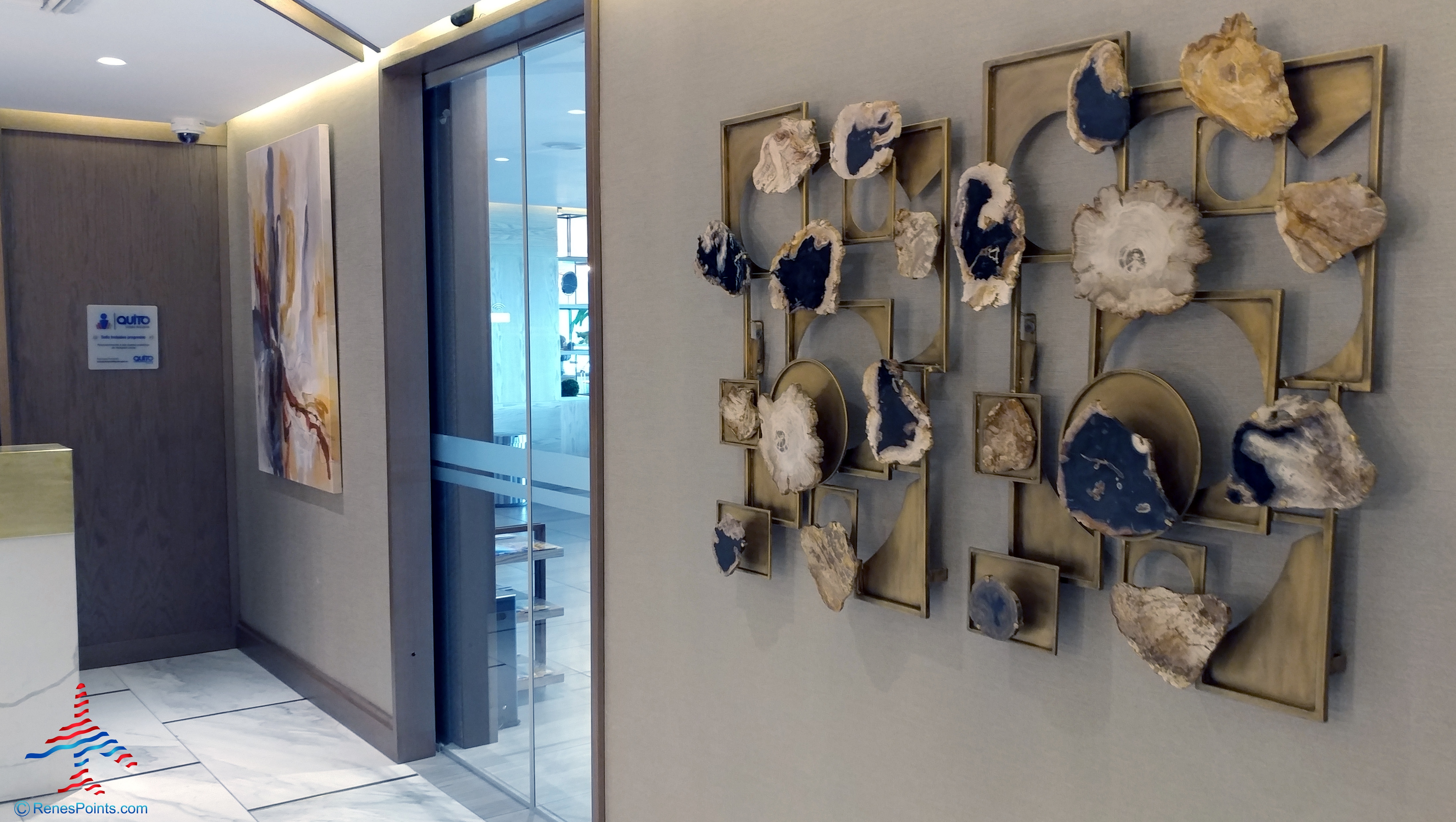 Sala VIP International Priority Pass Lounge Review Quito UIO Ecuador