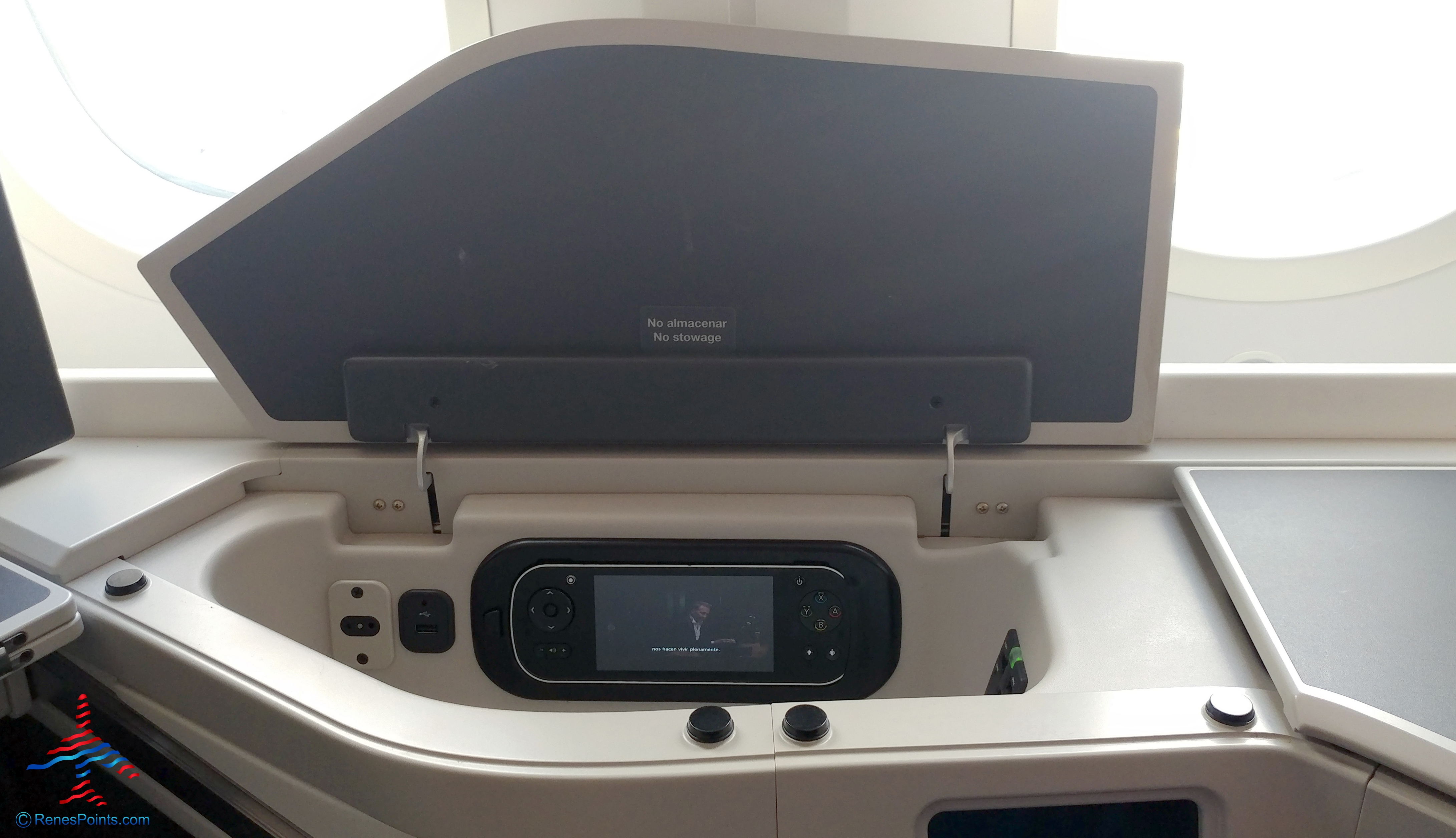 AeroMexico SkyTeam 787-9 Dreamliner Business Class New York to Mexico City Review