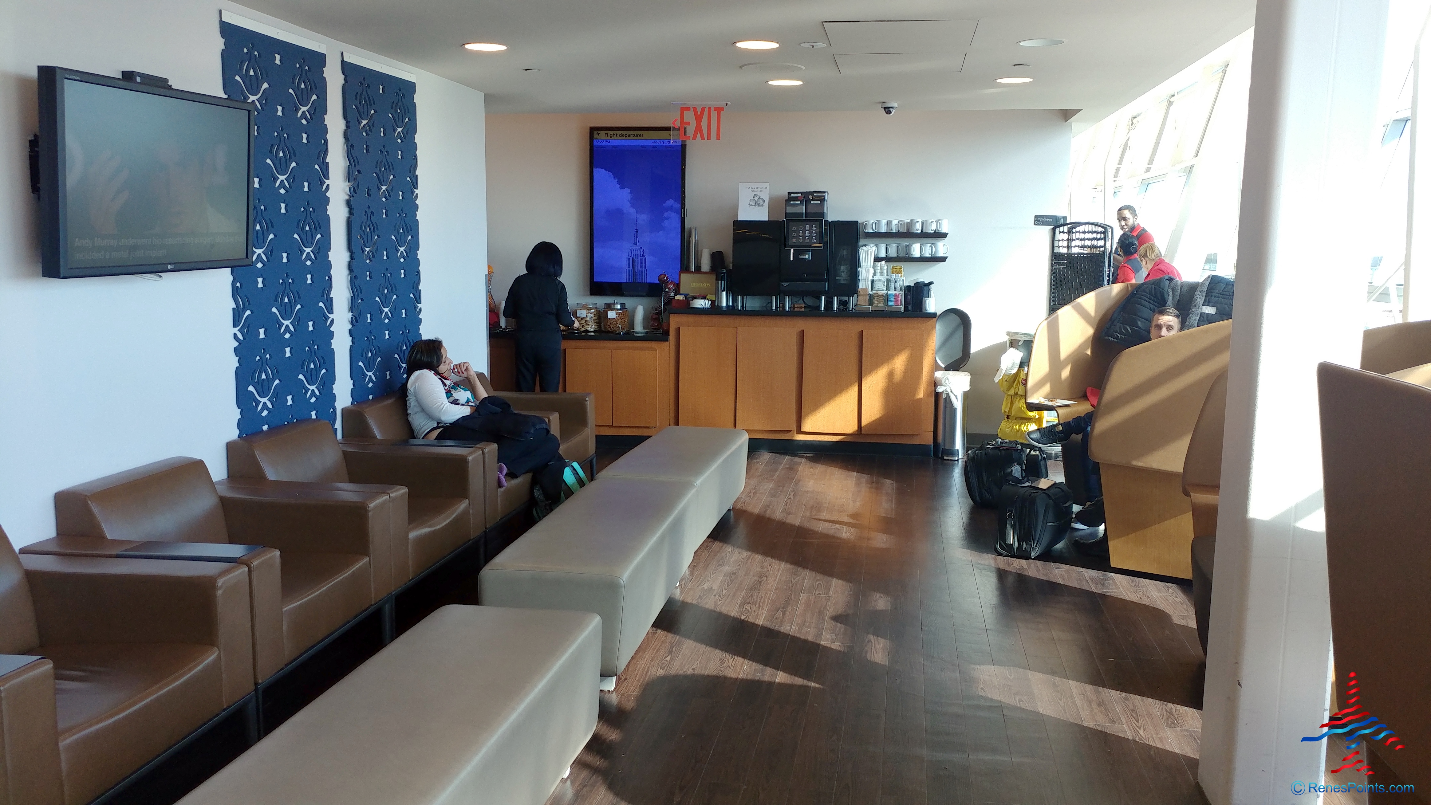 Wingtips New York JFK T4 Airport Priority Pass Lounge Review (Post Security)
