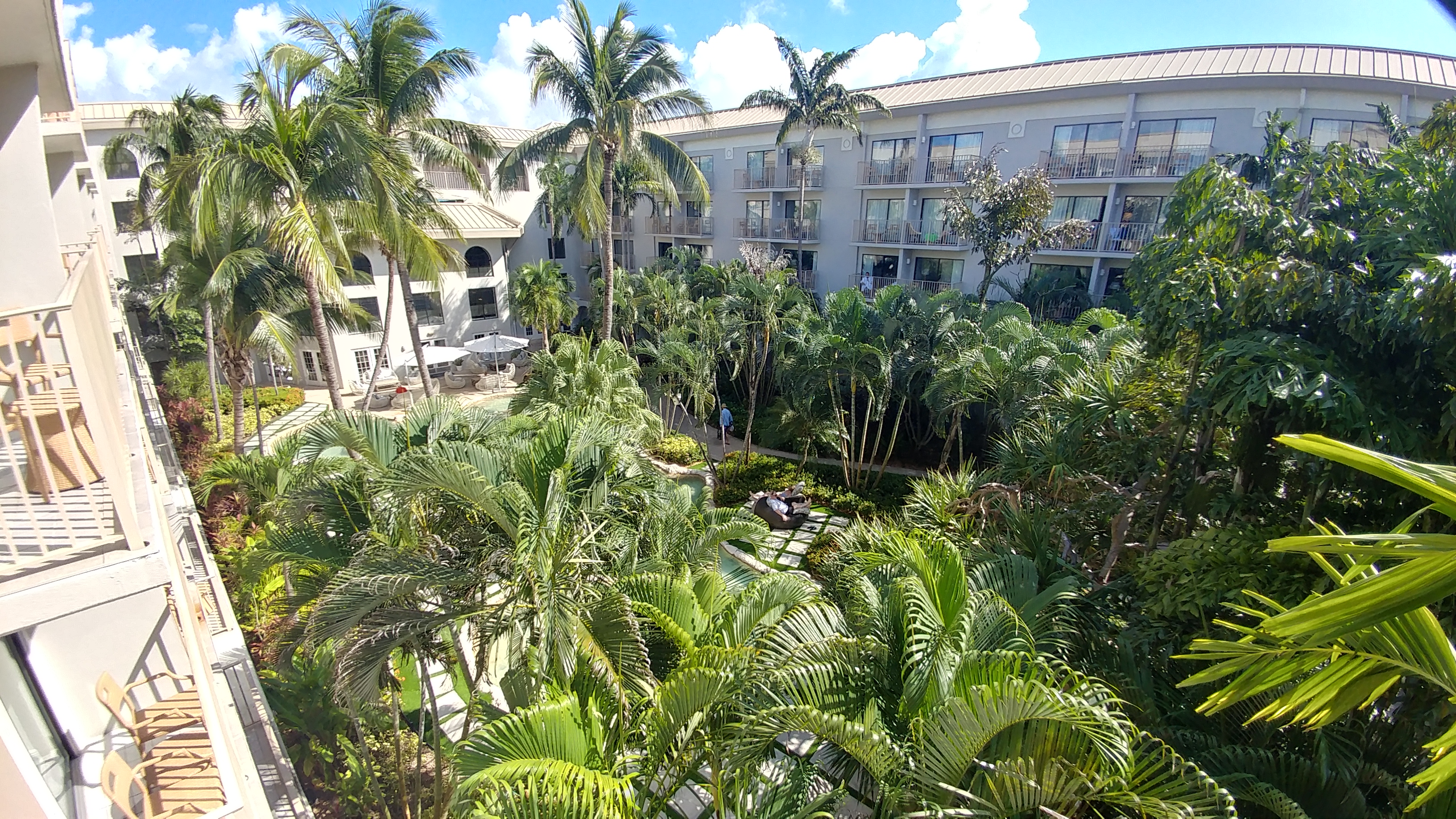 Review: Marriott Beach Resort Grand Cayman King Room Garden View