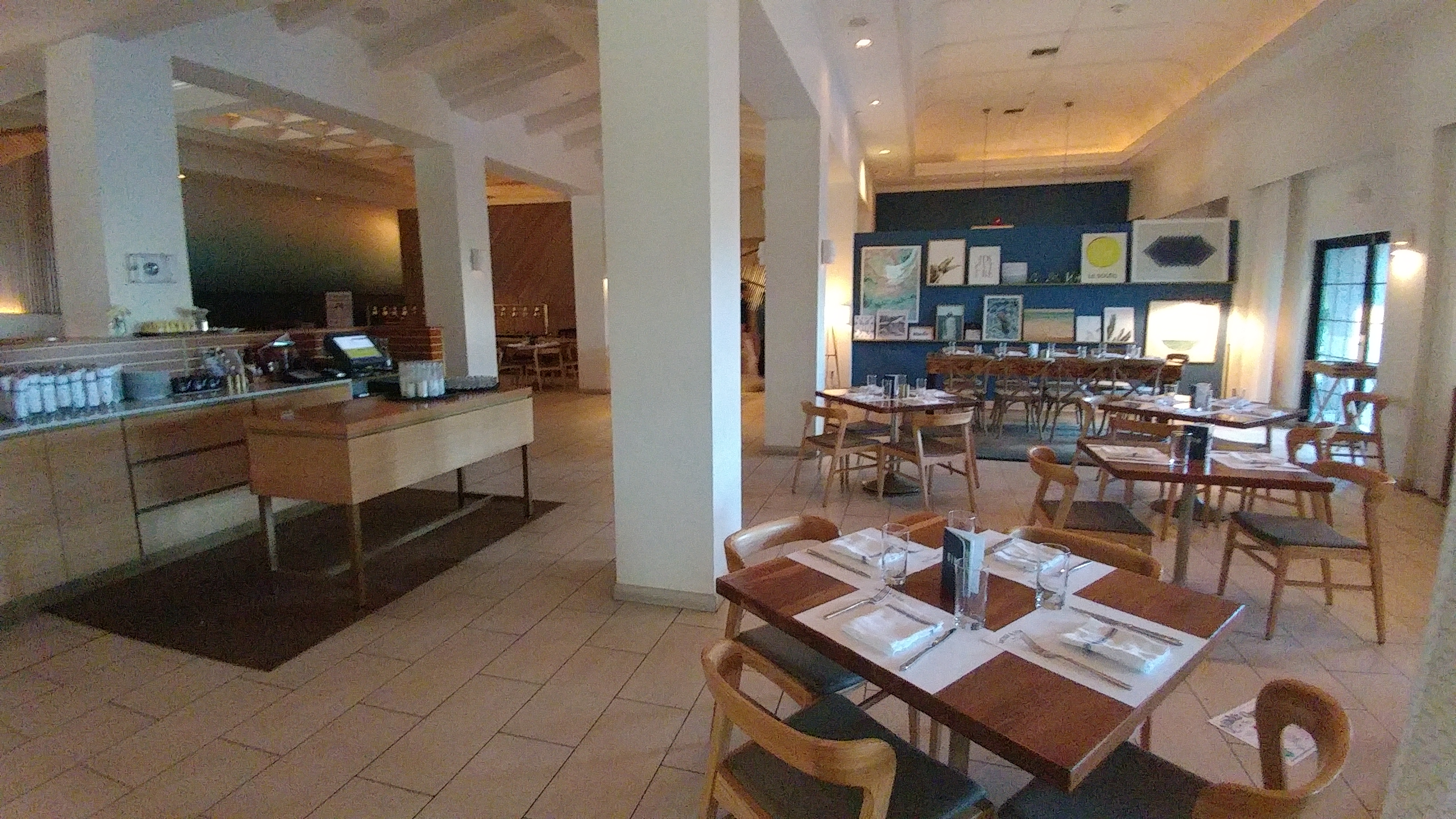 Review: Marriott Beach Resort Grand Cayman King Room Garden View