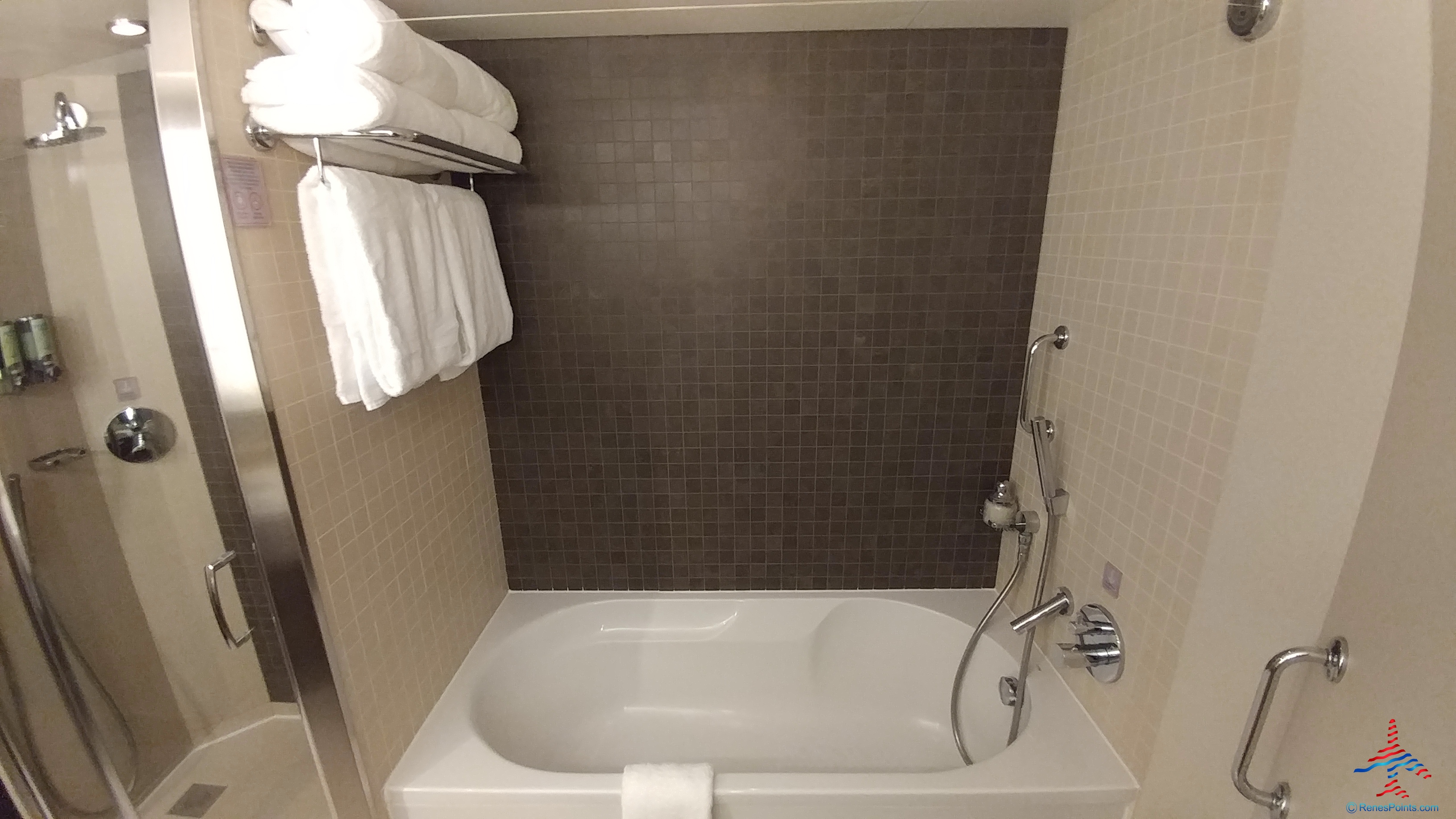 NCL Norwegian Dawn Family Suite 12016 Forward Starboard Side Review