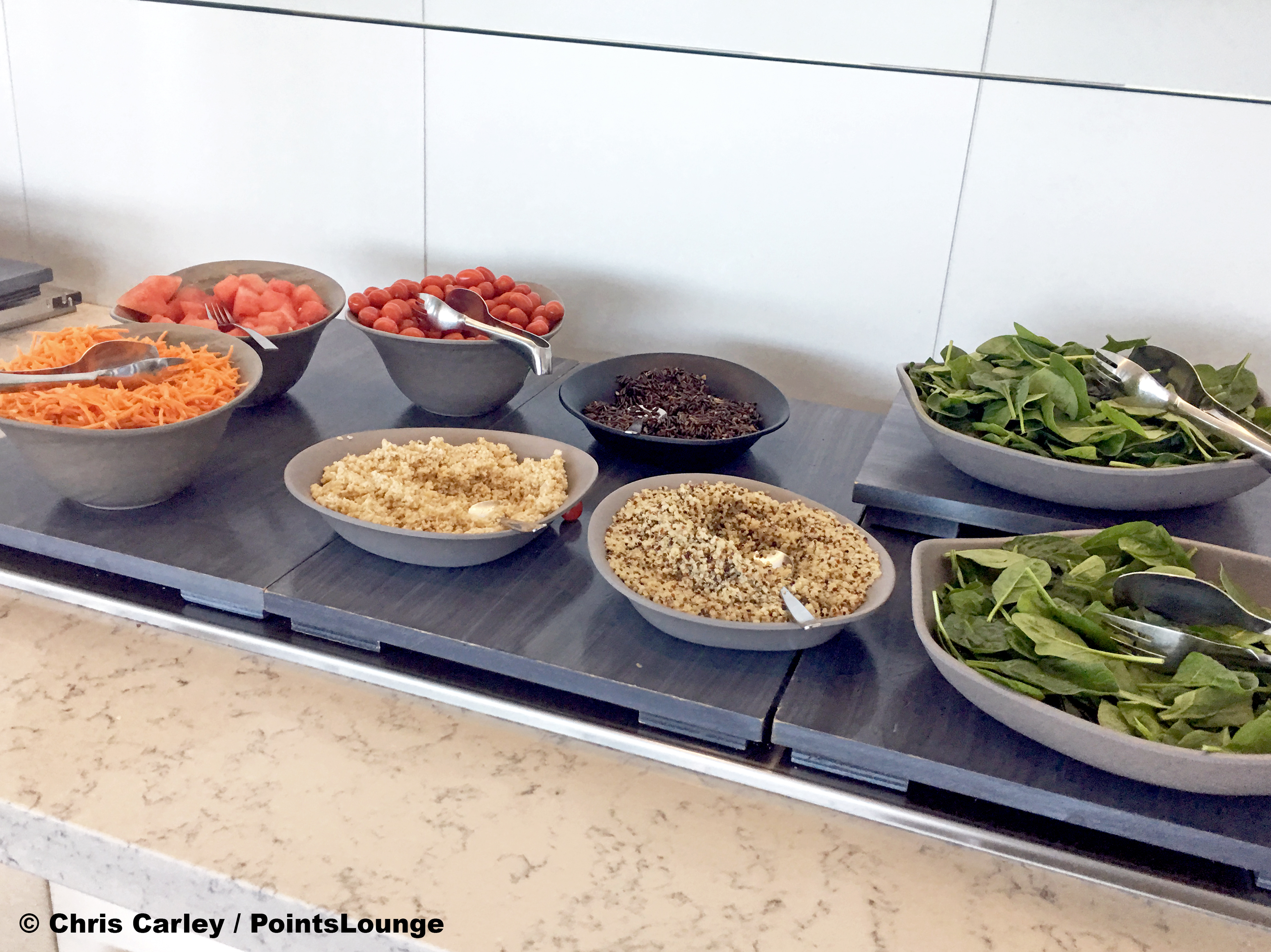 A salad bar is seen the United Club LAX airport lounge in Los Angeles, California. © Chris Carley / PointsLounge.