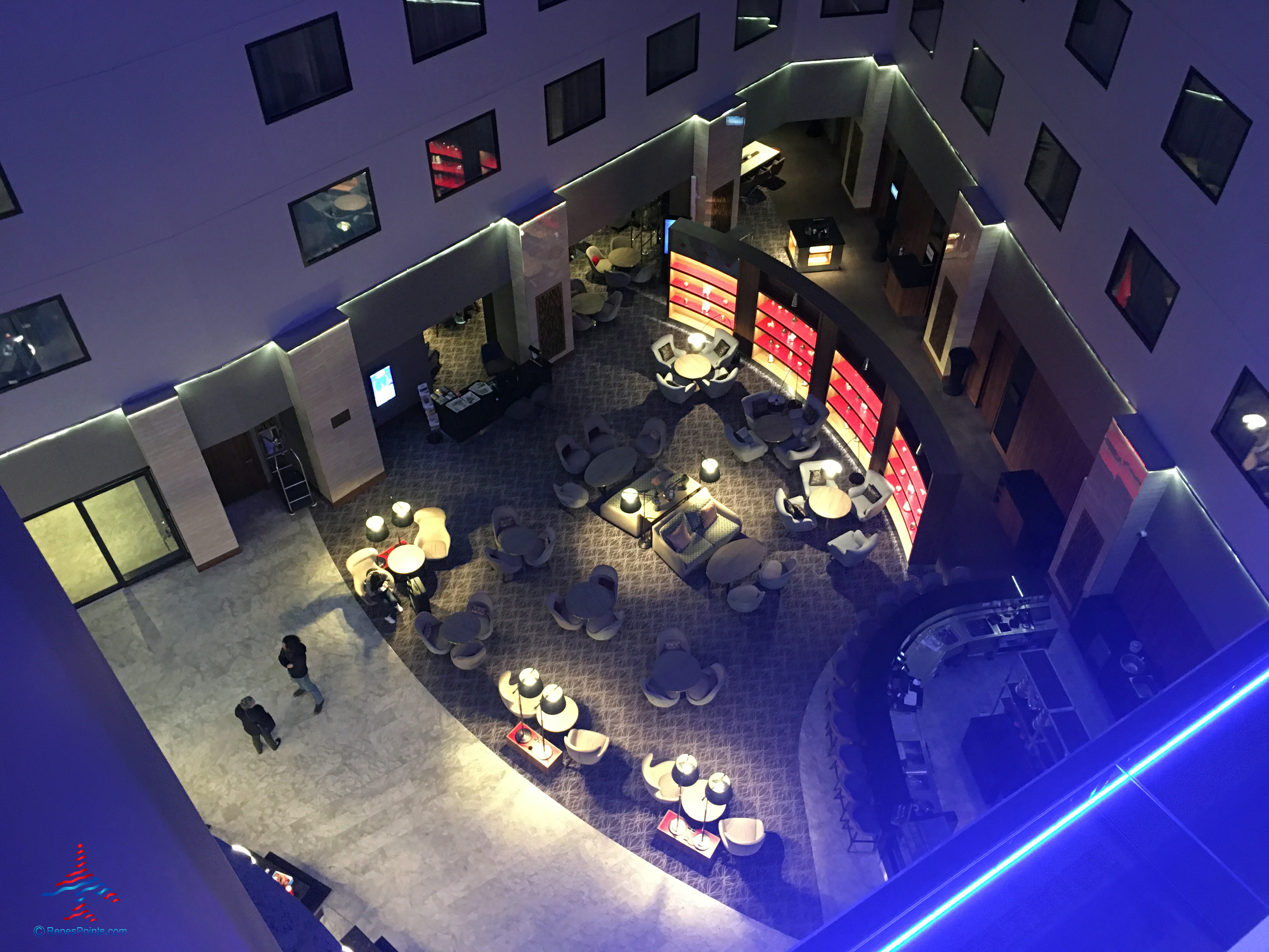 Crowne-Plaza-Atrium-View-Holiday-Inn-Express-London-Heathrow-LHR -Terminal-4-T4-Airport-Hotel-Review - Eye of the Flyer