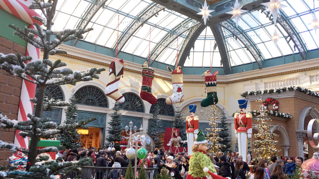 Bellagio Las Vegas Conservatory & Botanical Gardens Christmas (2016)