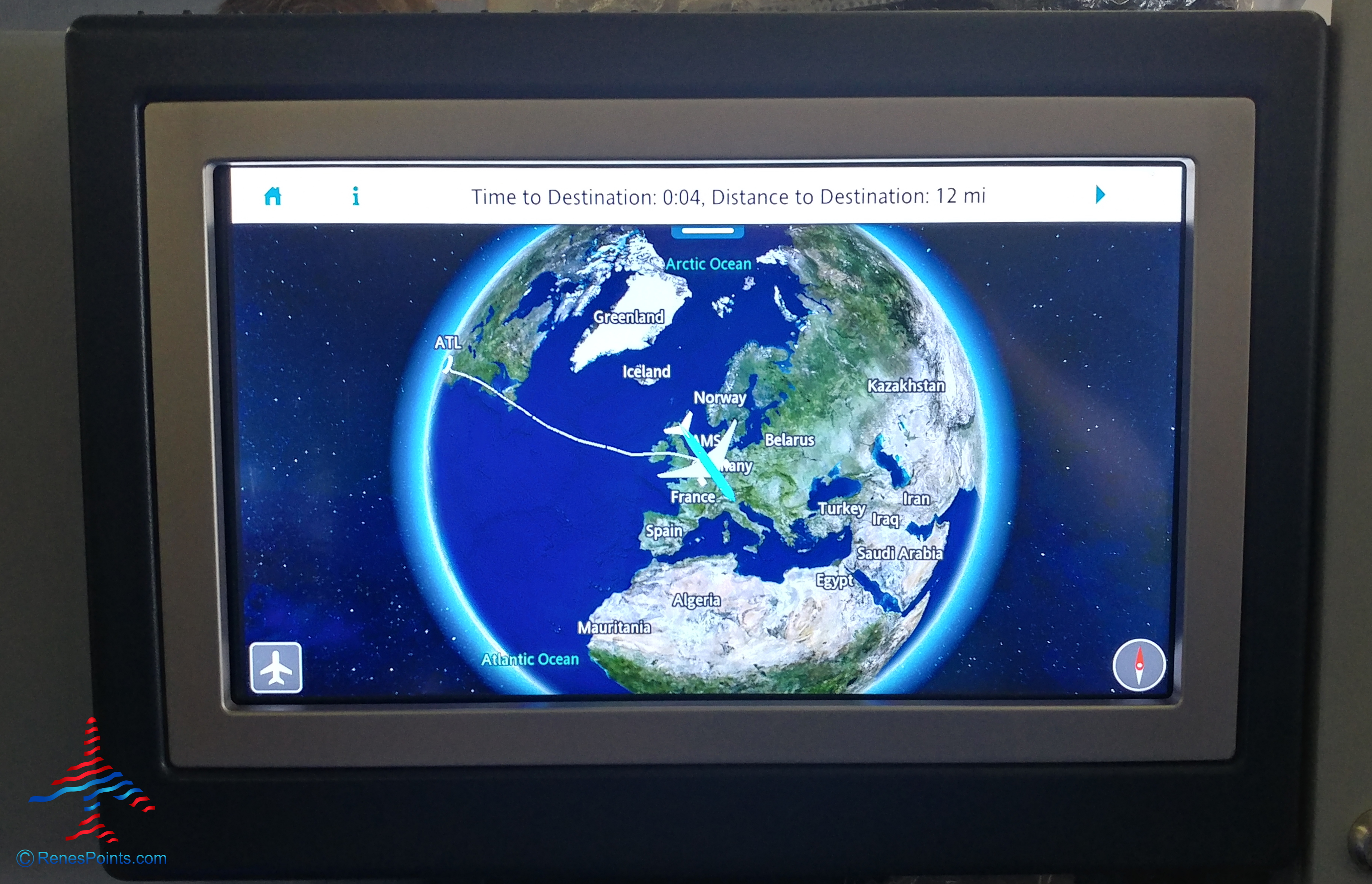 Review: KLM 777 Business Class Full Flat Seat! Dinner and Breakfast During a Trip from Atlanta to Amsterdam