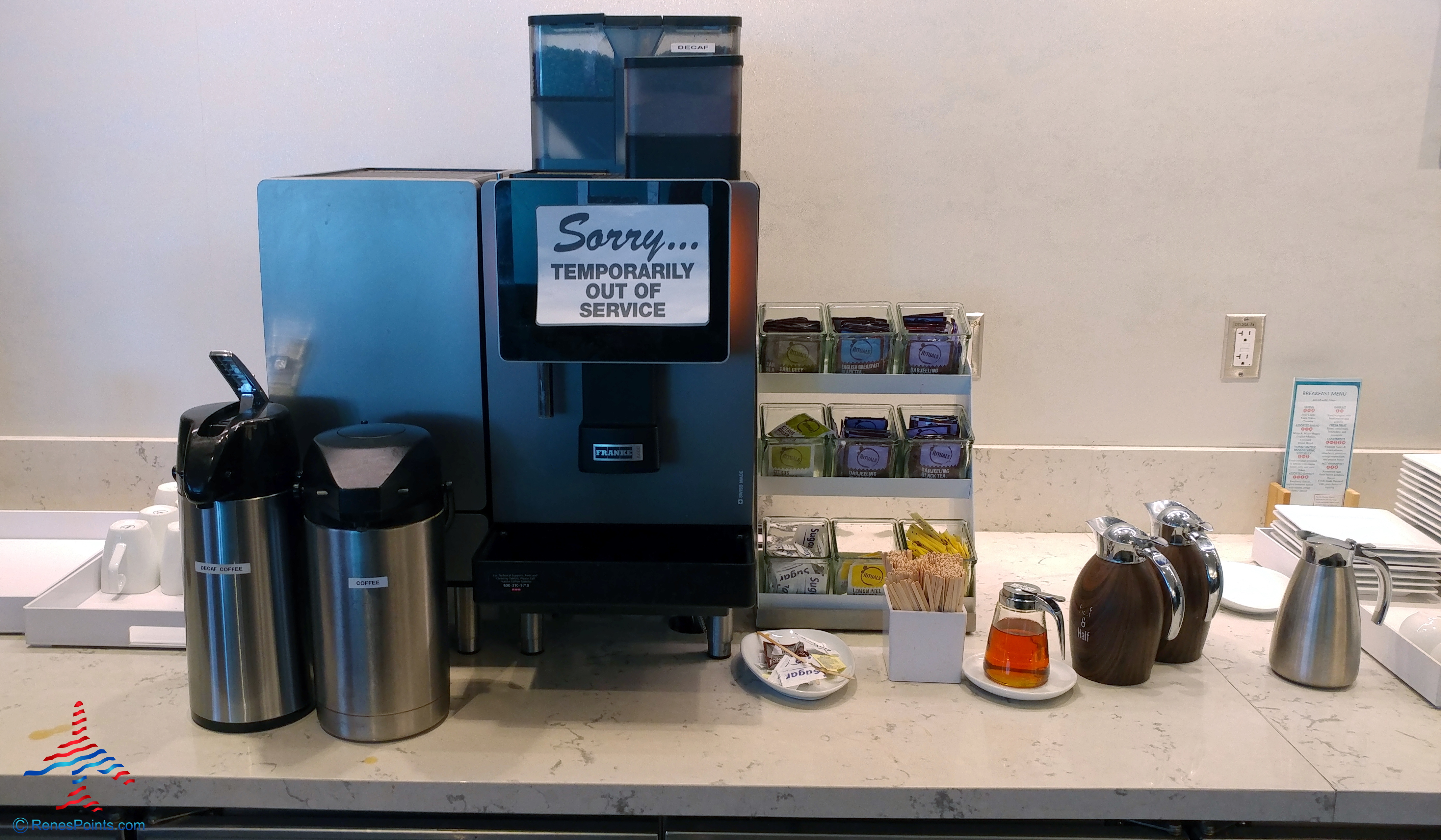 Review: The Club at LAS Las Vegas Lounge via Priority Pass Terminal 1 Concourse D