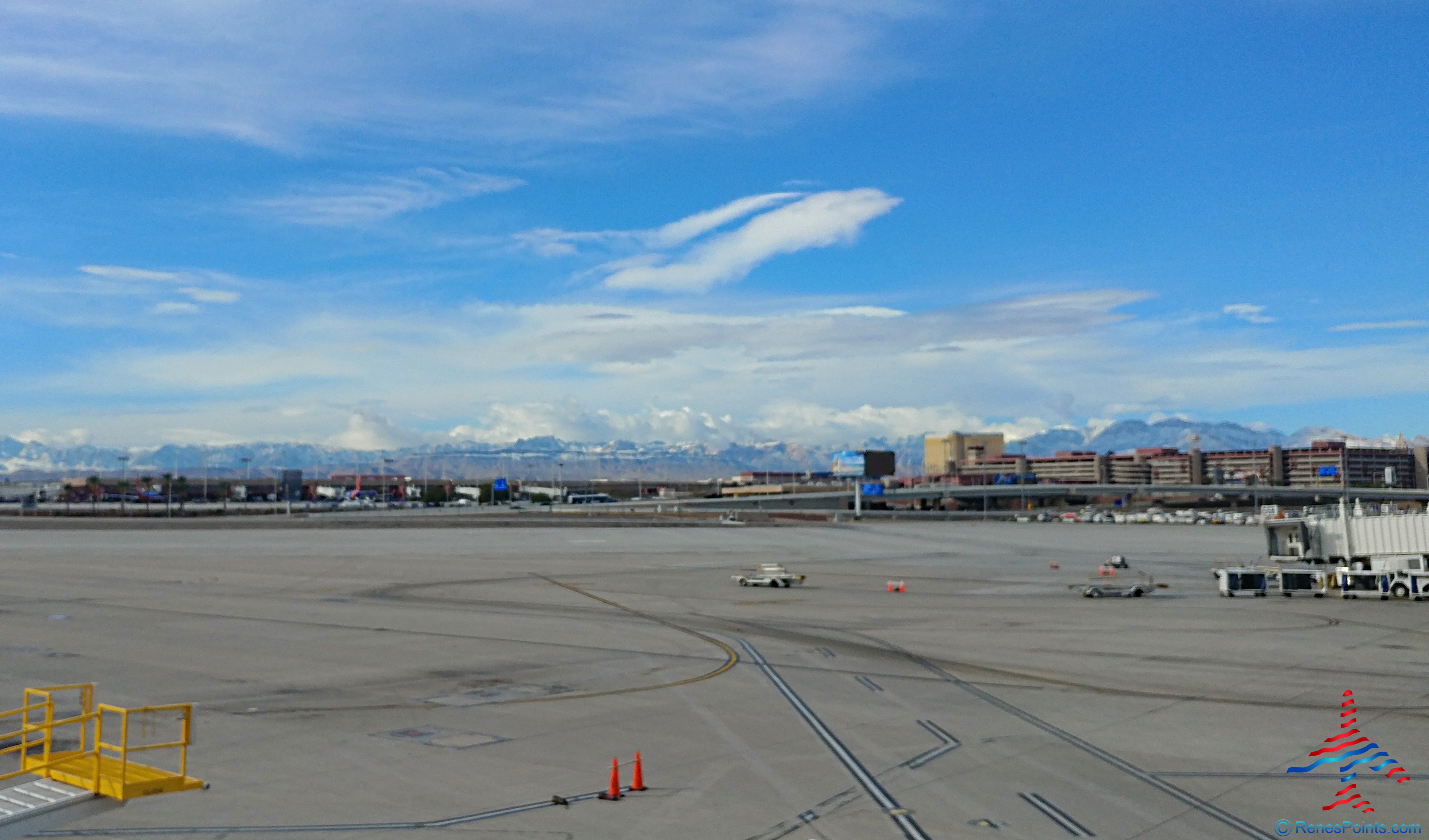 Review: The Club at LAS Las Vegas Lounge via Priority Pass Terminal 1 Concourse D