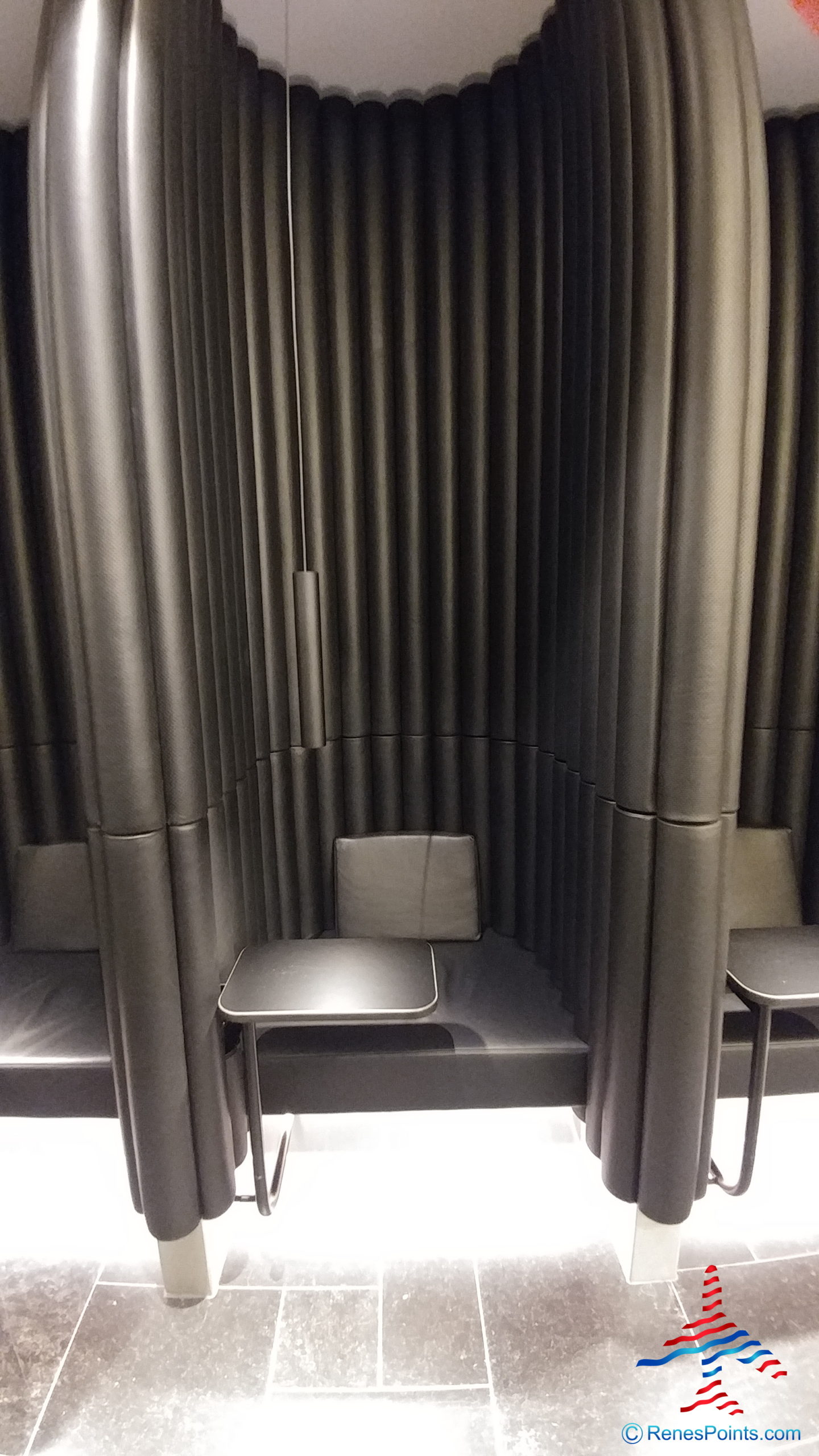 Tour: KLM Amsterdam AMS New #52 Crown Lounge (Between Concourse E & F)