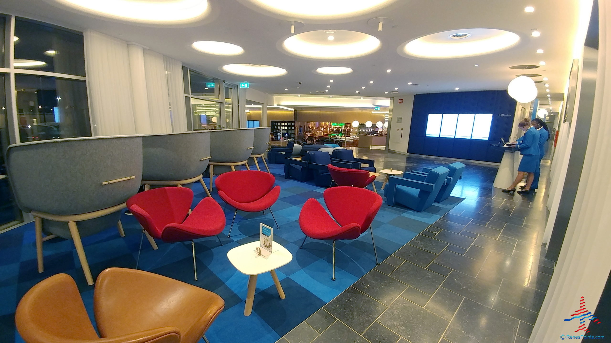 Tour: KLM Amsterdam AMS New #52 Crown Lounge (Between Concourse E & F)