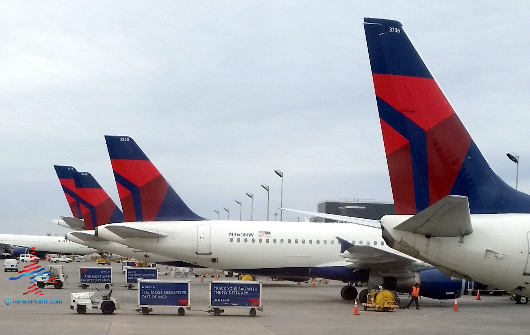 Delta Shelled Out $180,000 in Vouchers for ONE Oversold Flight? African Plane Re..
