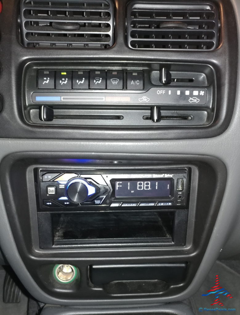 I Upgraded my Car Radio to Bluetooth Handsfree Calling with MP3 for