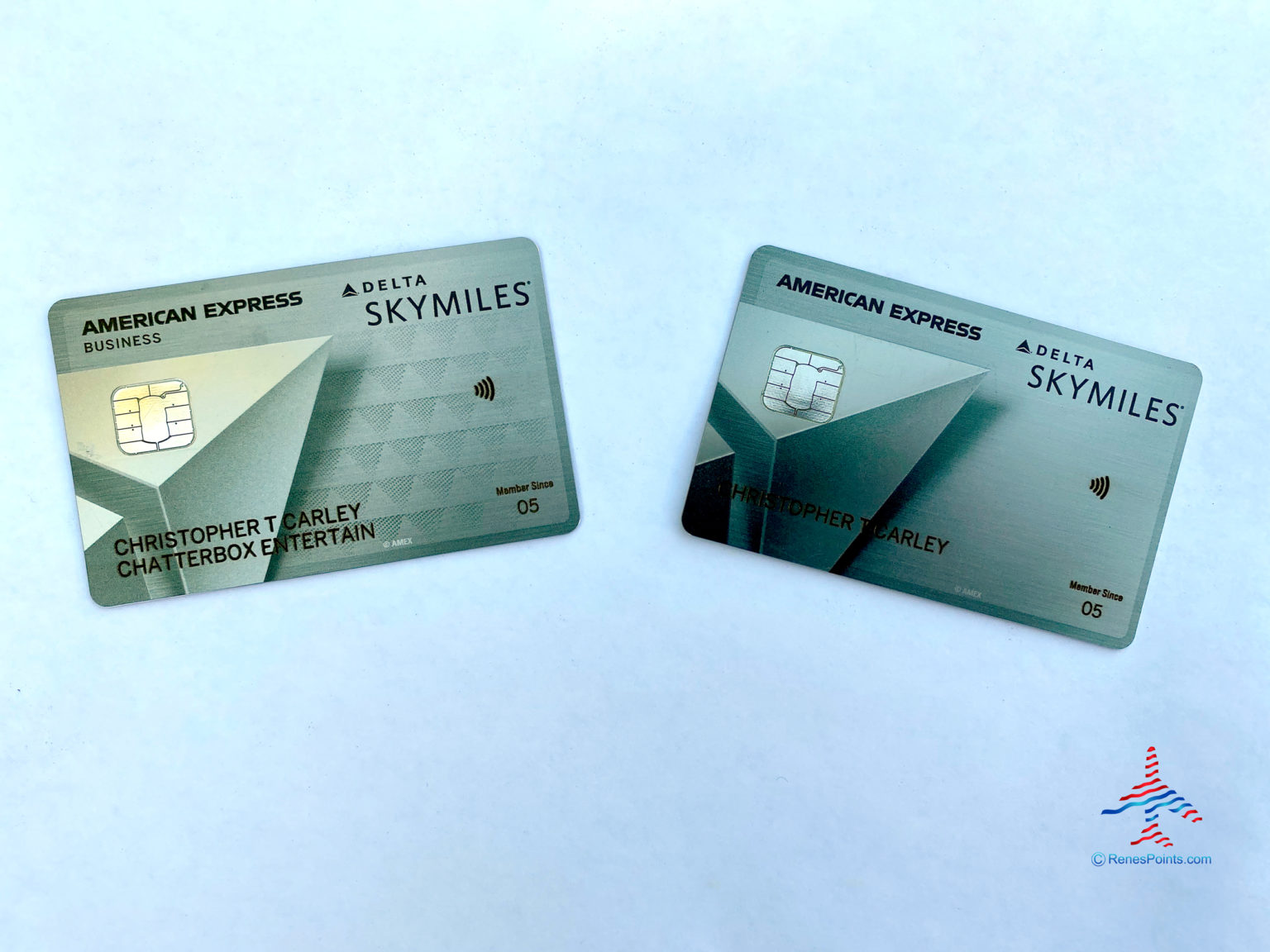 Card vs. Американ экспресс бизнес карта. Флешка Platinum Card. Rene Card. Visit Card Delta.