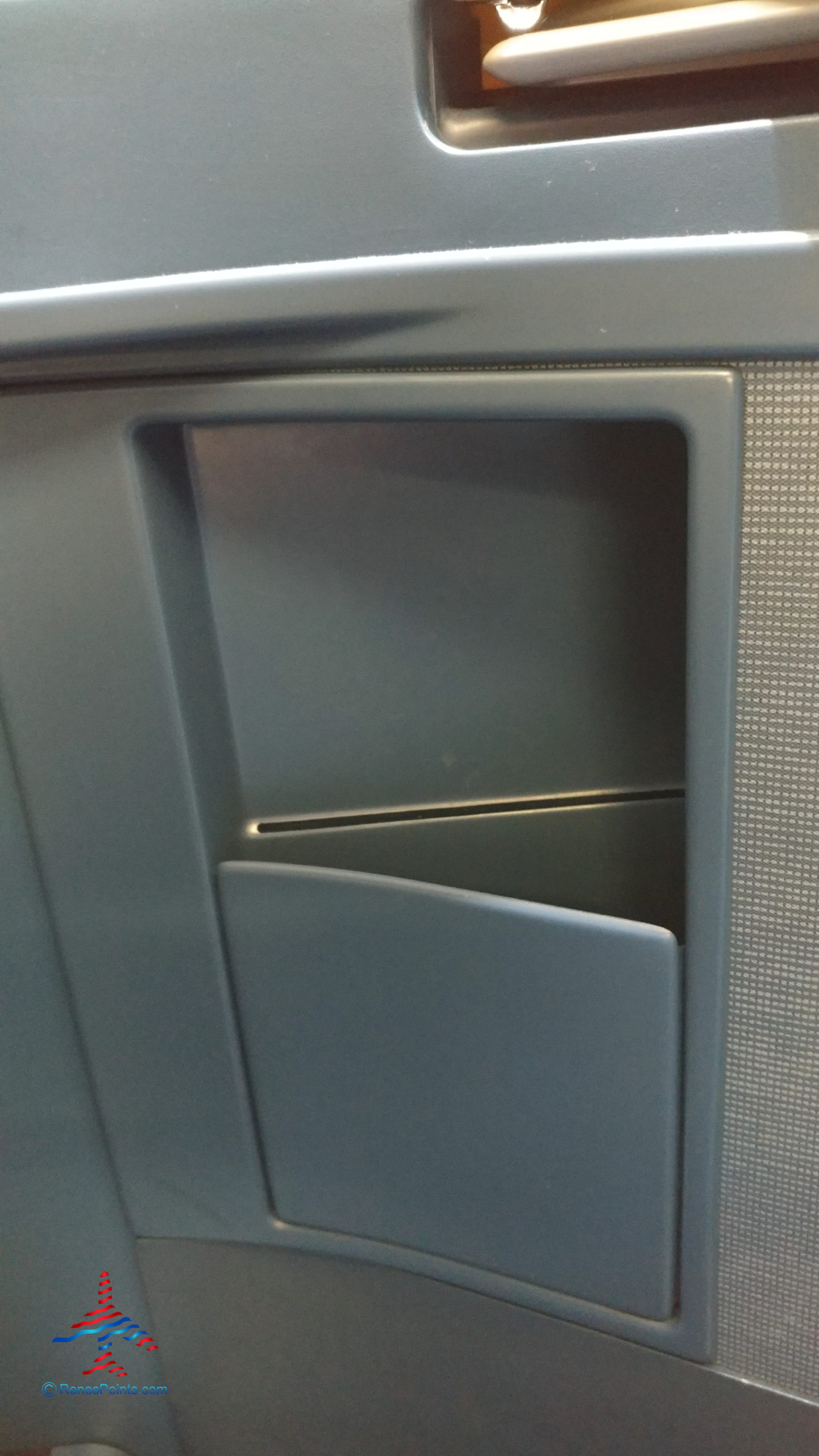 Review: A330 Delta One Business Class Minneapolis to Honolulu Hawaii Experience 2020