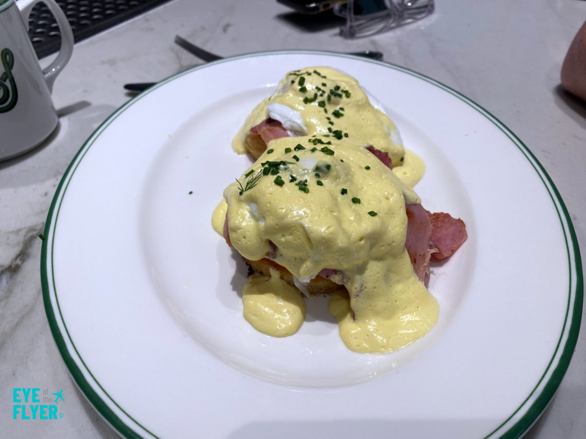 Bellagio Sadelle's Cafe Breakfast Eggs Benedict Eye of the Flyer