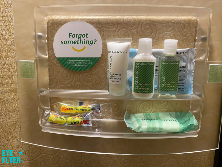 Holiday Inn Sioux Falls-City Centre suite bathroom toiletries