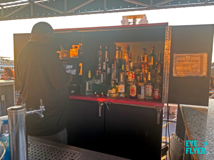 Bar on a Circle Line Starlight Cruise.