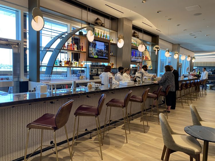 the T3 Delta Sky Club airport lounge at Los Angeles International Airport (LAX).