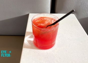 Delta Sky Club’s Strawberry Rye Spire cocktail review