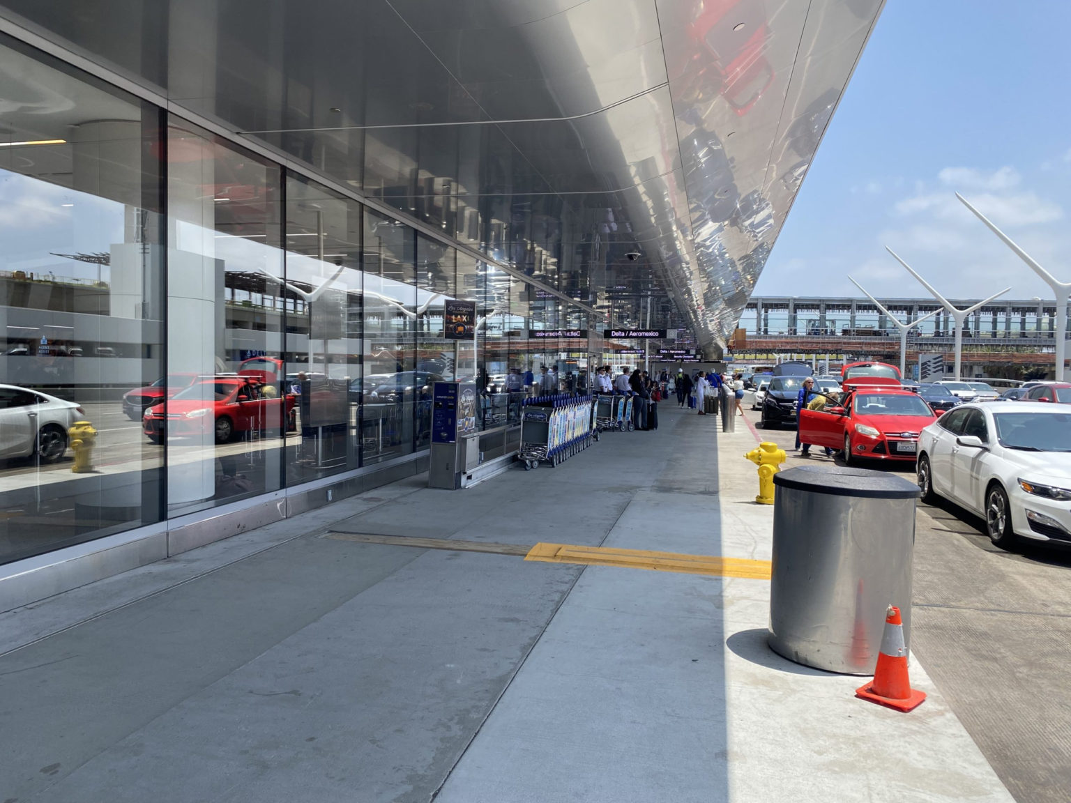 Delta Terminal 2 LAX K Scaled 1536x1152 