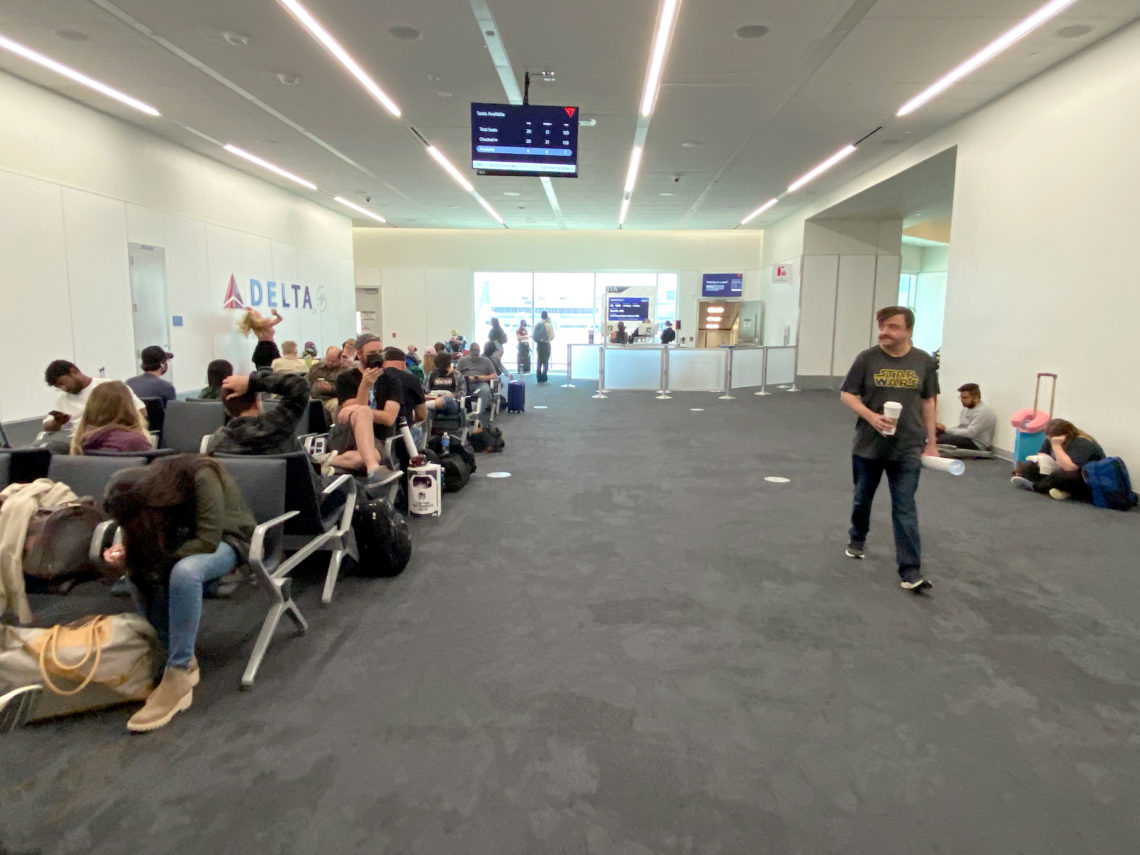 NewDeltaGatesT3LAX31A Eye of the Flyer