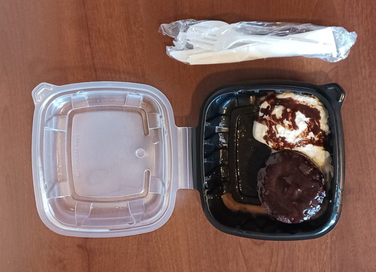 Review: Junior Suite Hilton Chicago O’Hare ORD Airport 2022 & Diamond $18 Food Credit