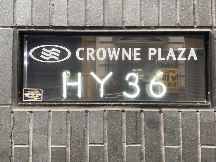 Crowne Plaza HY36