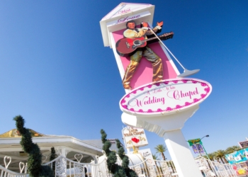 Las Vegas, Nevada, USA - May 7, 2012: Landmark Little White Wedding Chapel in Las Vegas NV seen on May 12, 2012. Established in 1951, it is the site of many "quickie" celebrity weddings in Las Vegas.