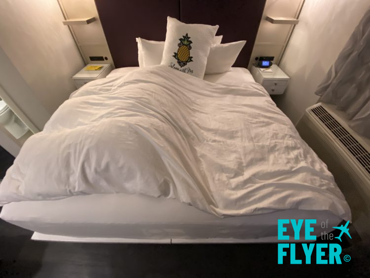 My Airbnb Hotel Stay: Staypineapple New York [Review]