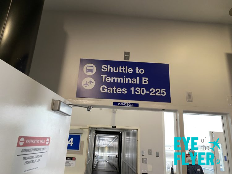 Delta shuttle bus location signs at LAX
