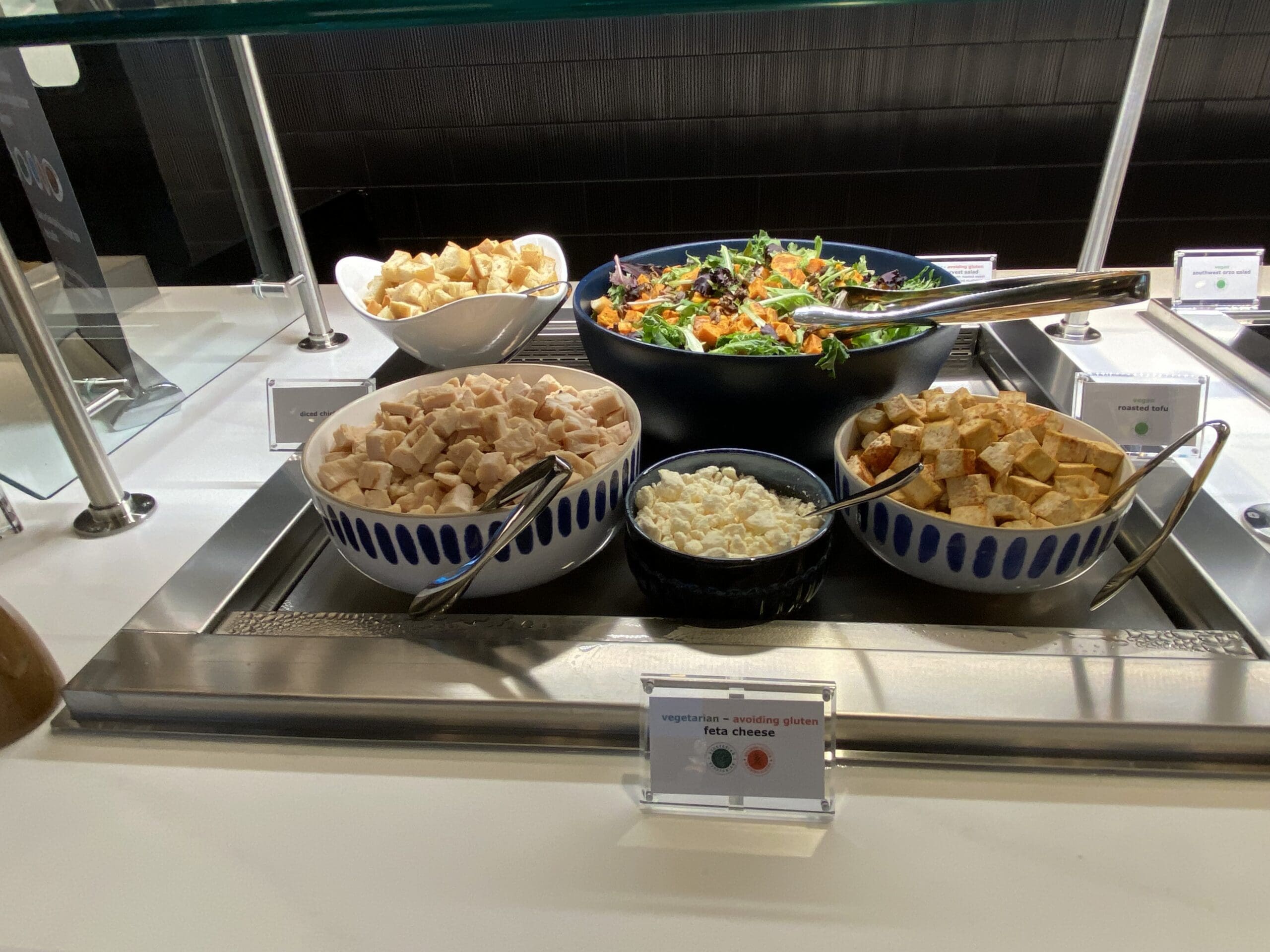 Look Inside: Delta’s New Chicago O’Hare Sky Club Boards Flights Directly From the Lounge! [Early Review]