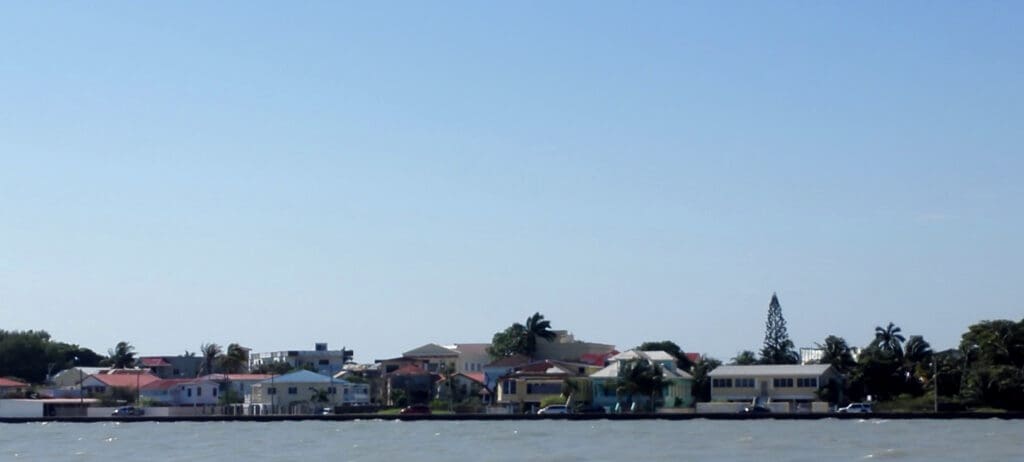 a body of water with houses