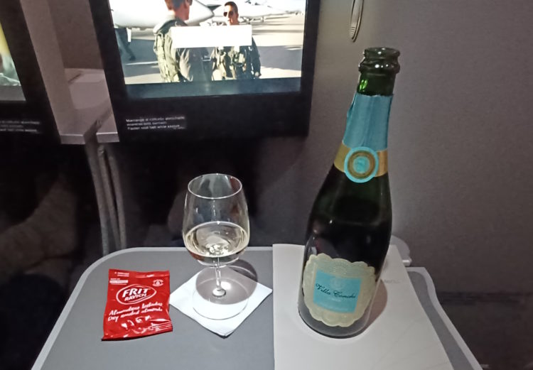 Review: Iberia A330-300 Business Class Chicago to Madrid “Honeymoon Suite” Seats
