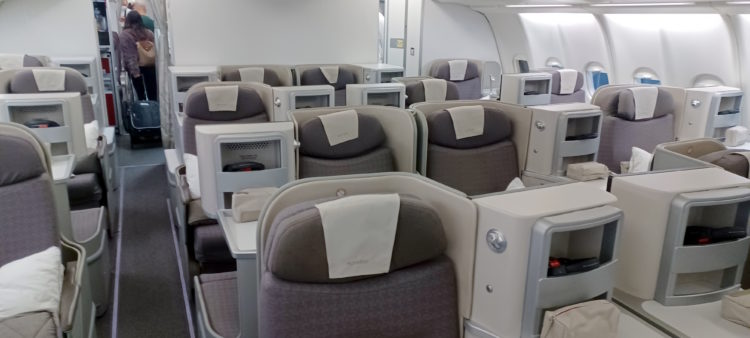 Iberia A330-300 Business Class seat review (4) - Eye of the Flyer