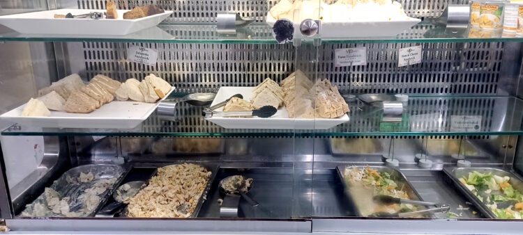 The Saddest Priority Pass Lounge on Earth – The Club Mobay VIP Montego Bay Jamaica